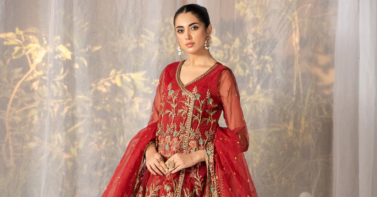 3 Piece Embroidered Organza Suit - Image 9