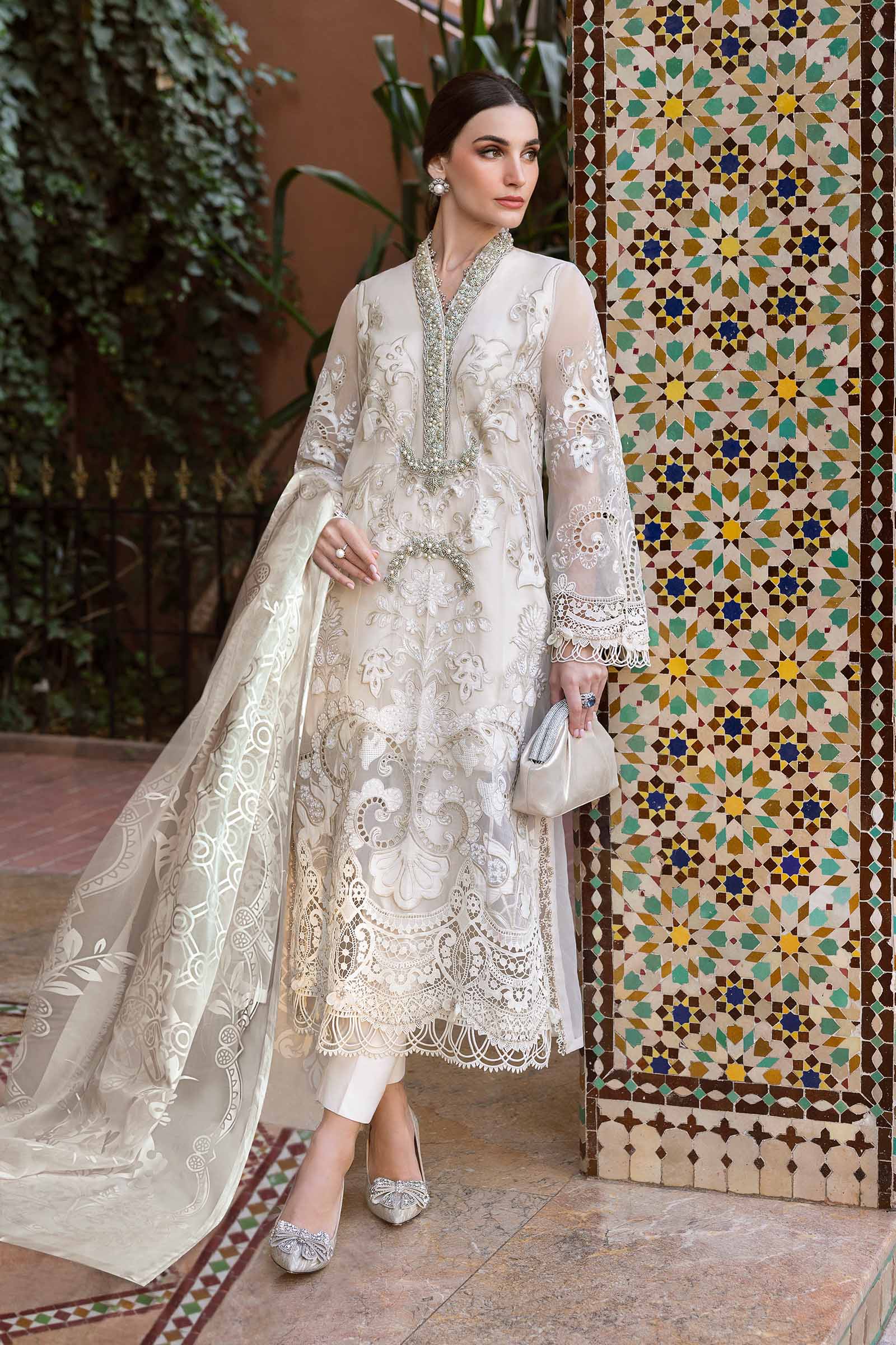 3 Piece Unstitched Embroidered Organza Suit | D-2506-A - Image 5