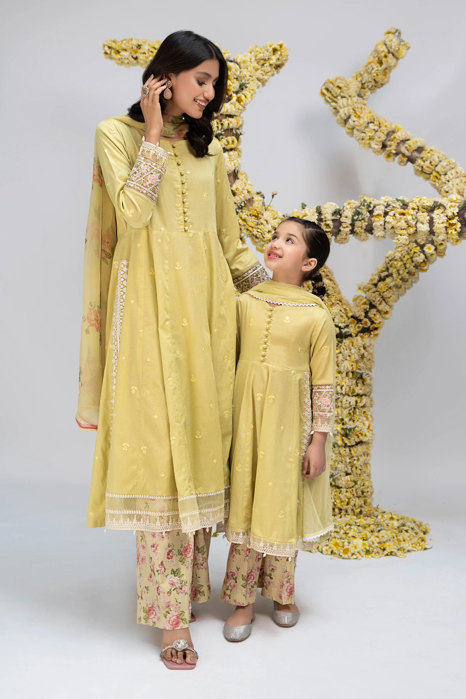 Suit Yellow DW-EA23-17 - Image 2