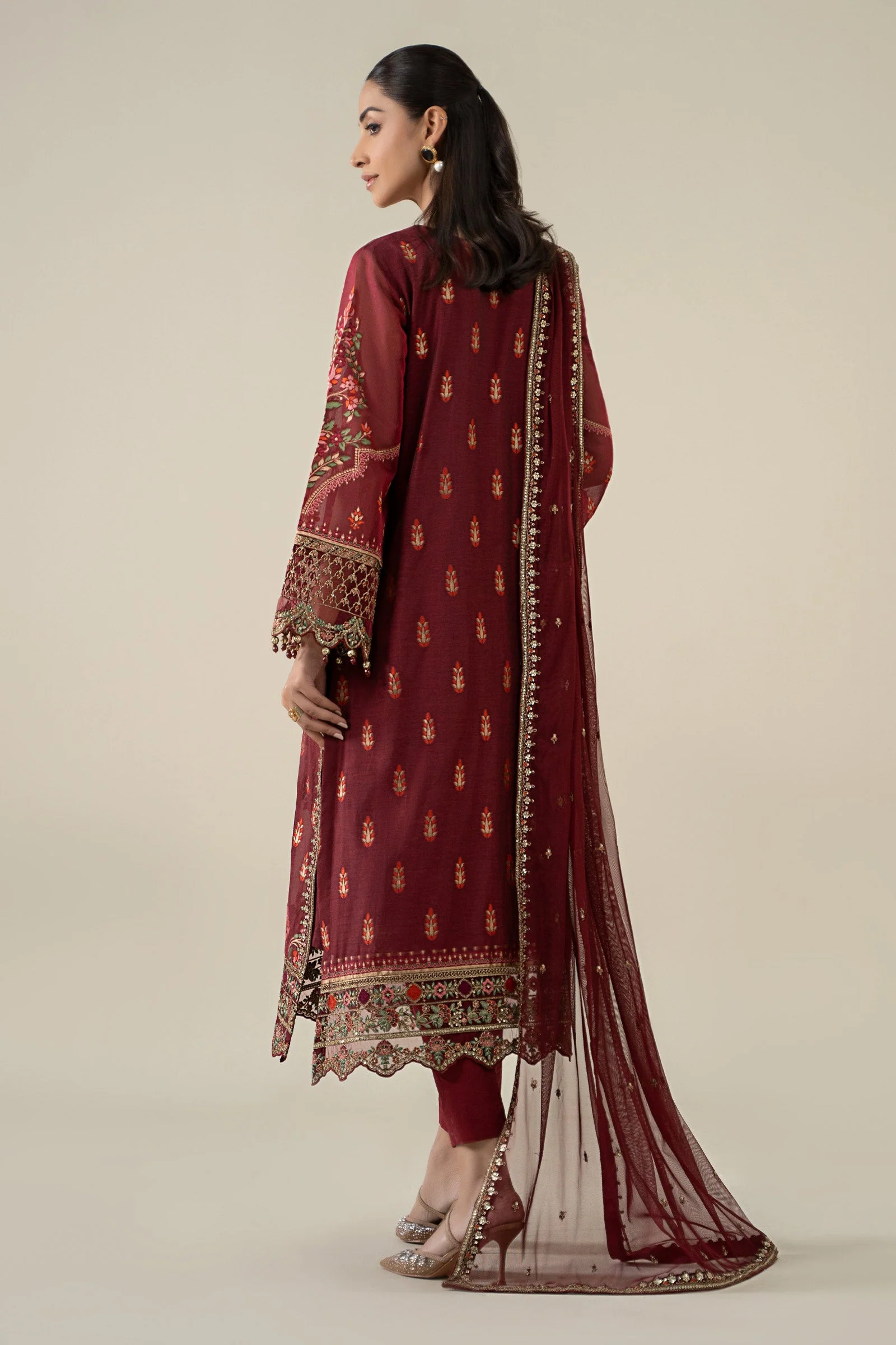 3 Piece Embroidered Jacquard Suit - Image 7