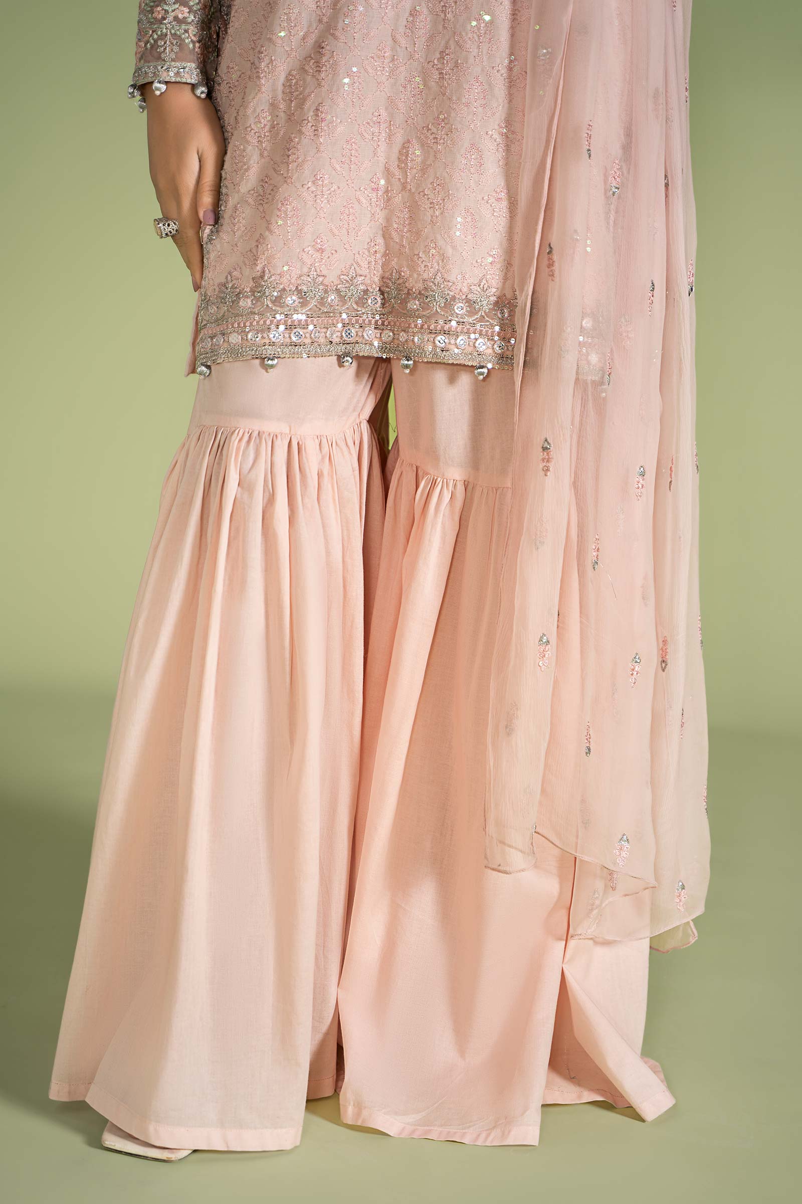 3 Piece Embroidered Lawn Suit - Image 5