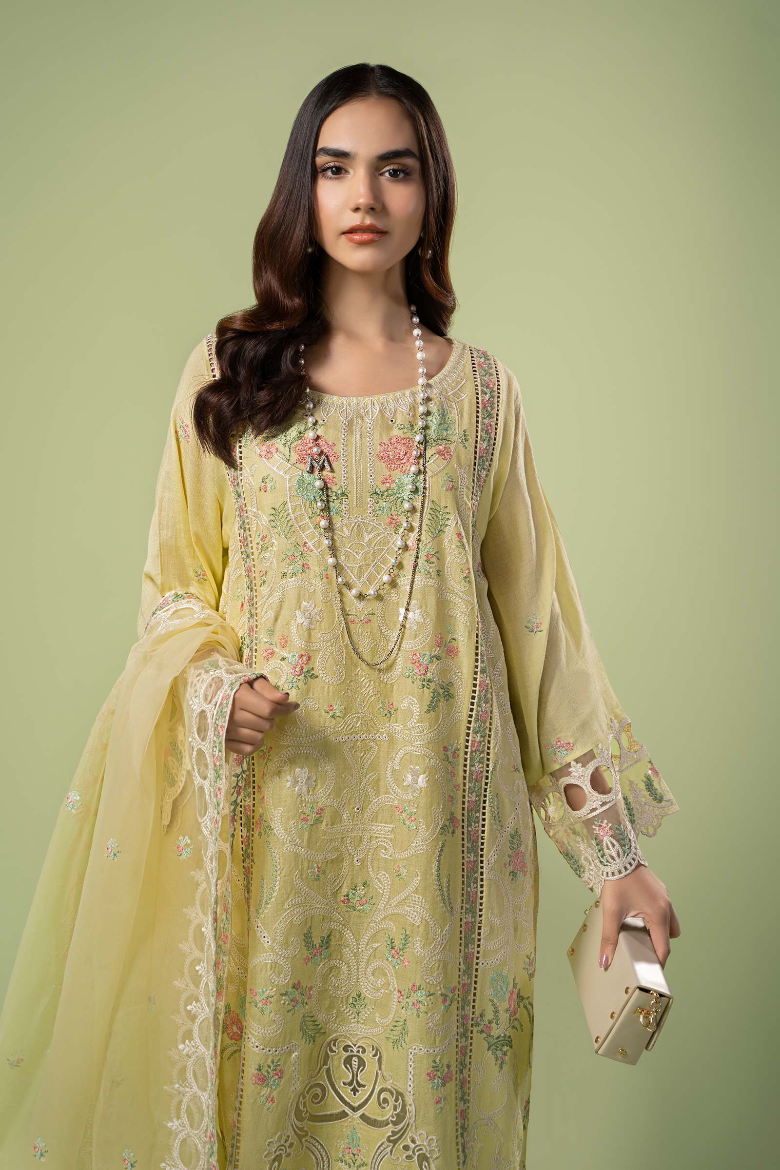 3 Piece Embroidered Lawn Suit - Image 3