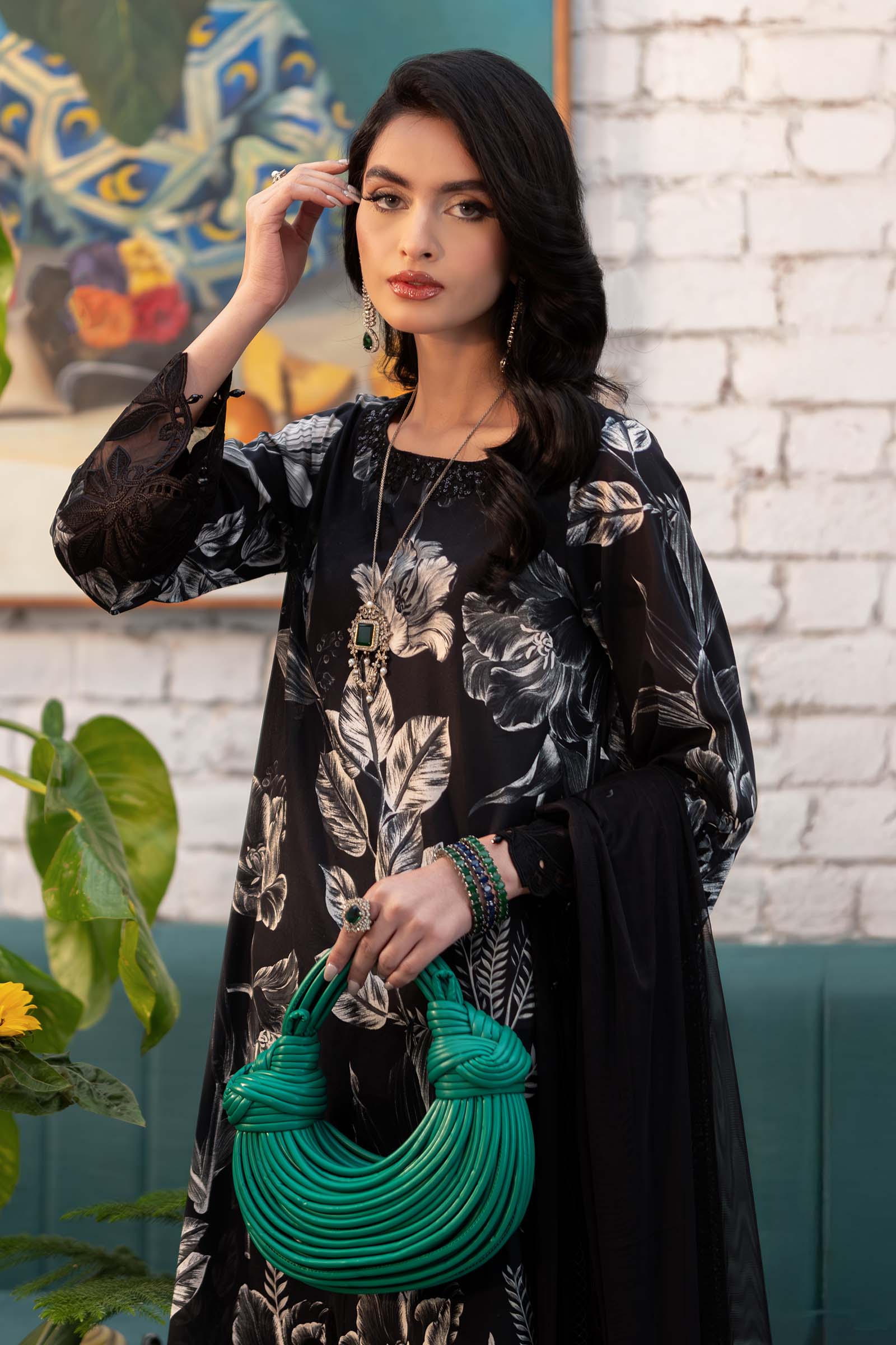 3 Piece Printed Lawn Suit - Image 9
