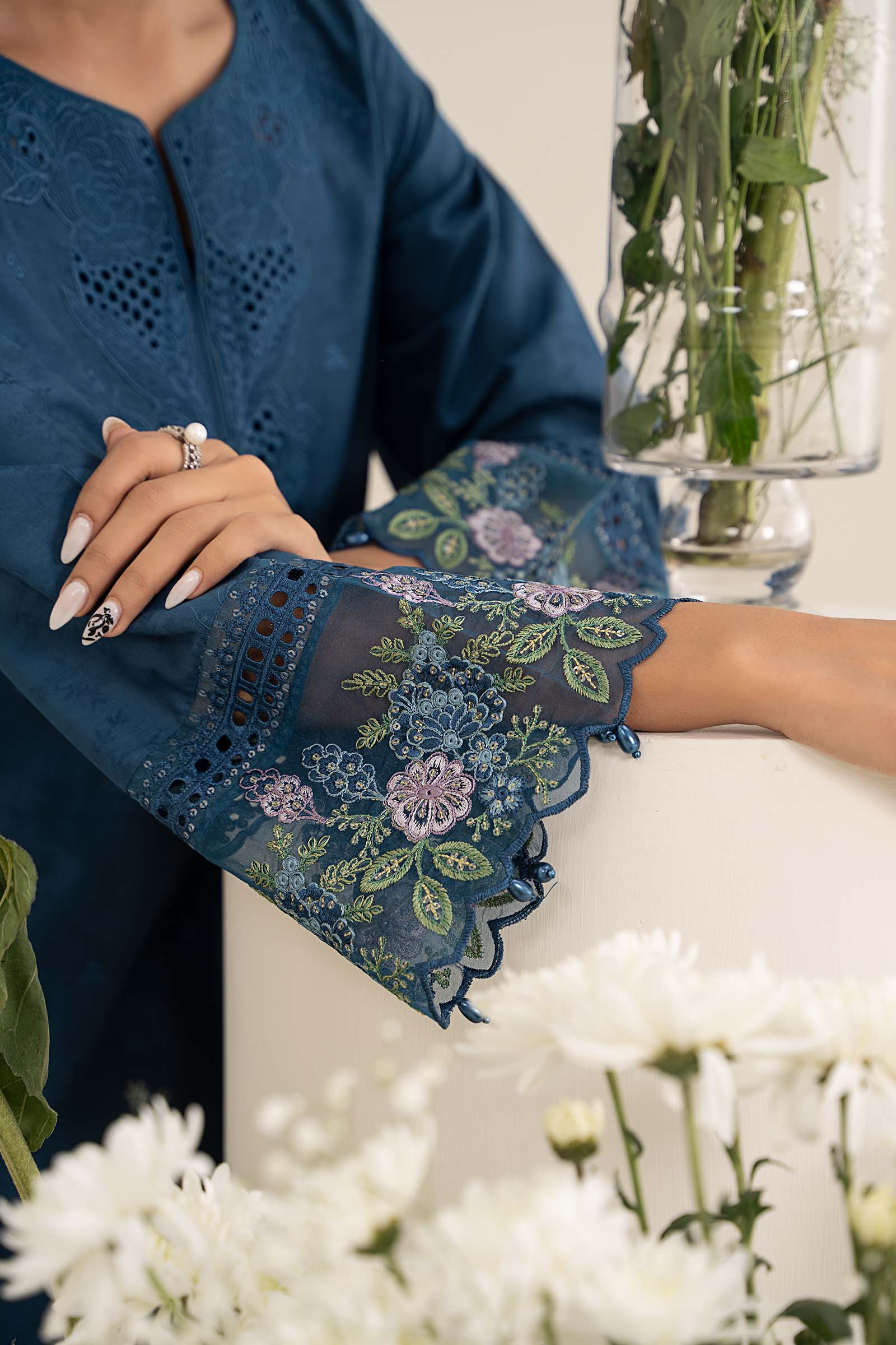 3 Piece Embroidered Self Jacquard Lawn Suit - Image 4