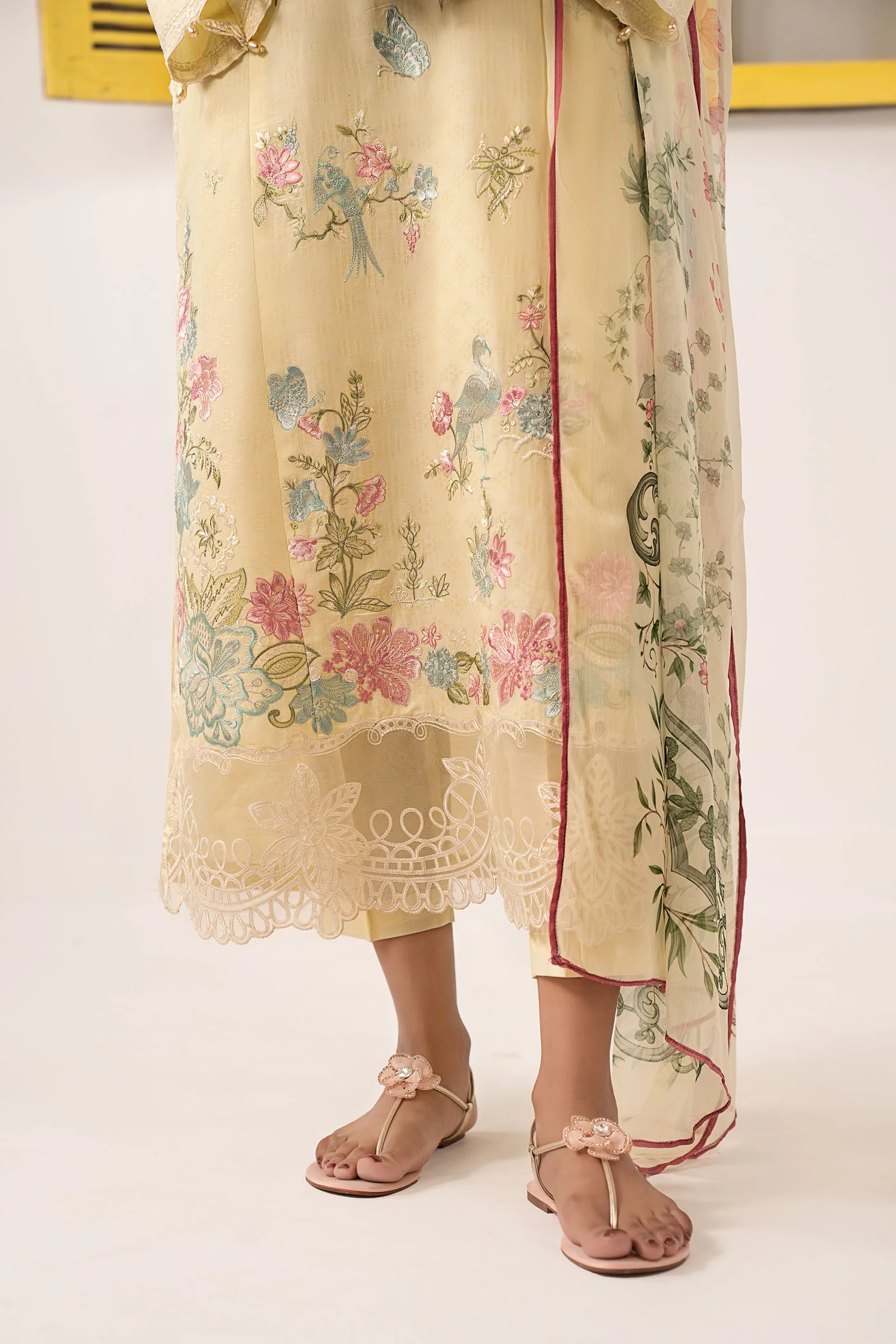 3 Piece Embroidered Dobby Lawn Suit - Image 6