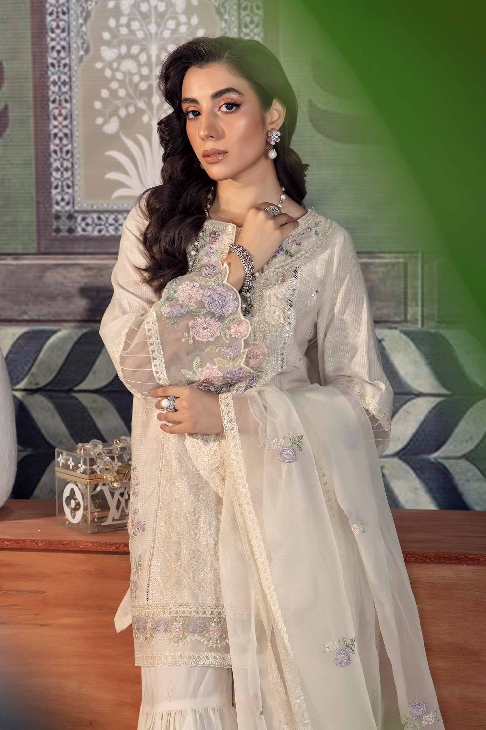 3 Piece Embroidered Cotton Doria Suit - Image 2