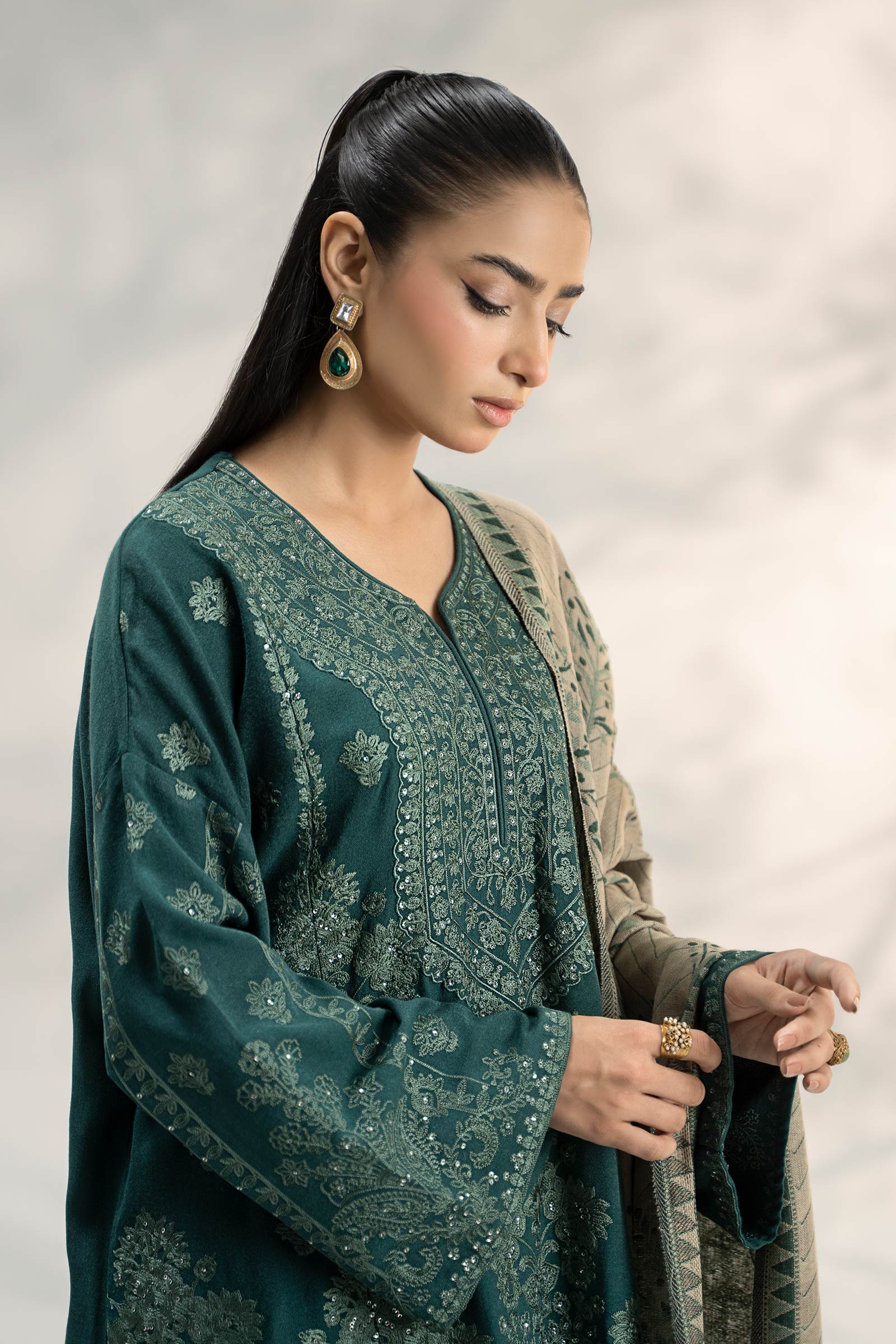 3 Piece Embroidered Pashmina Wool Suit - Image 2