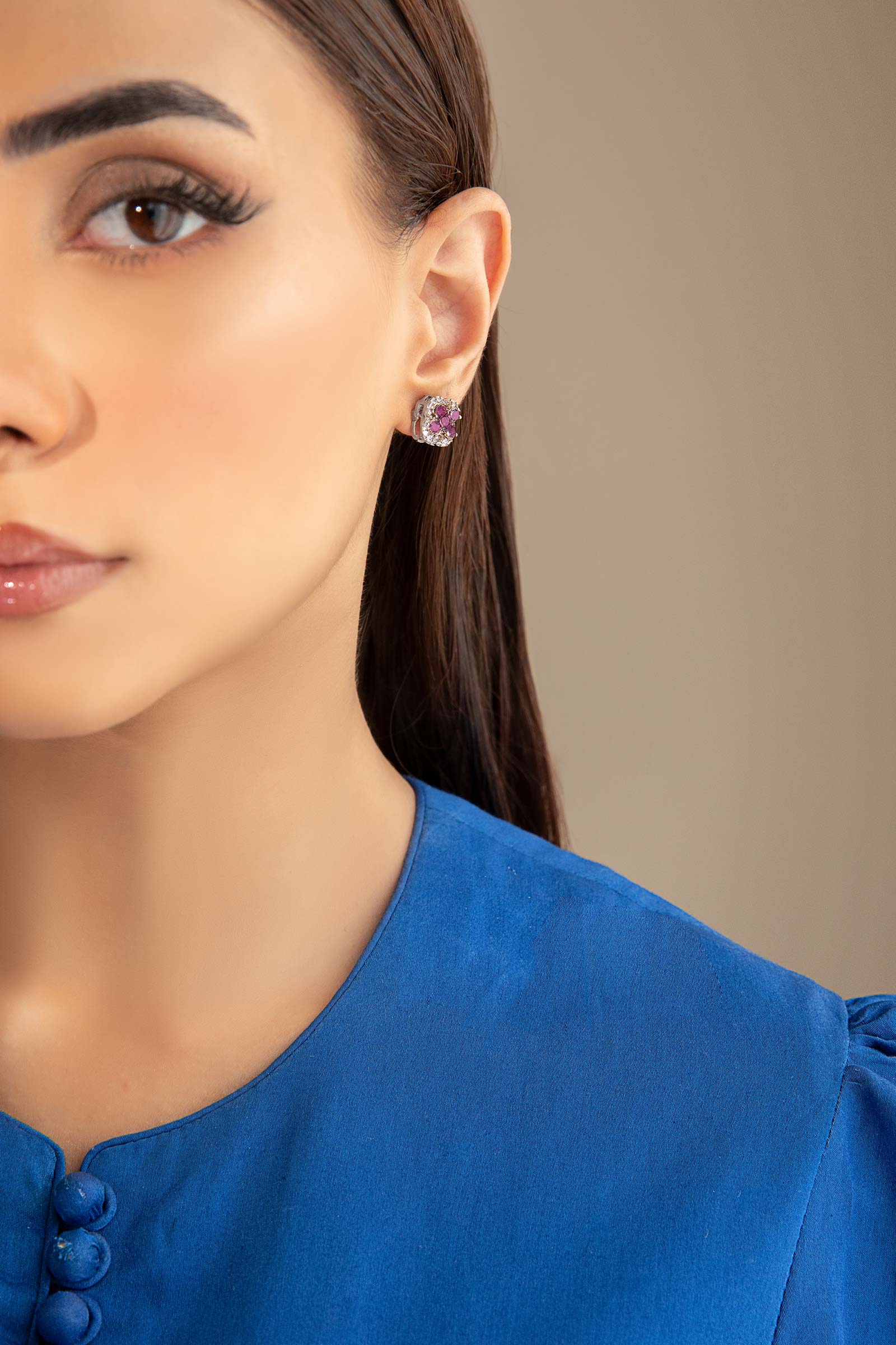 Studs - Image 4