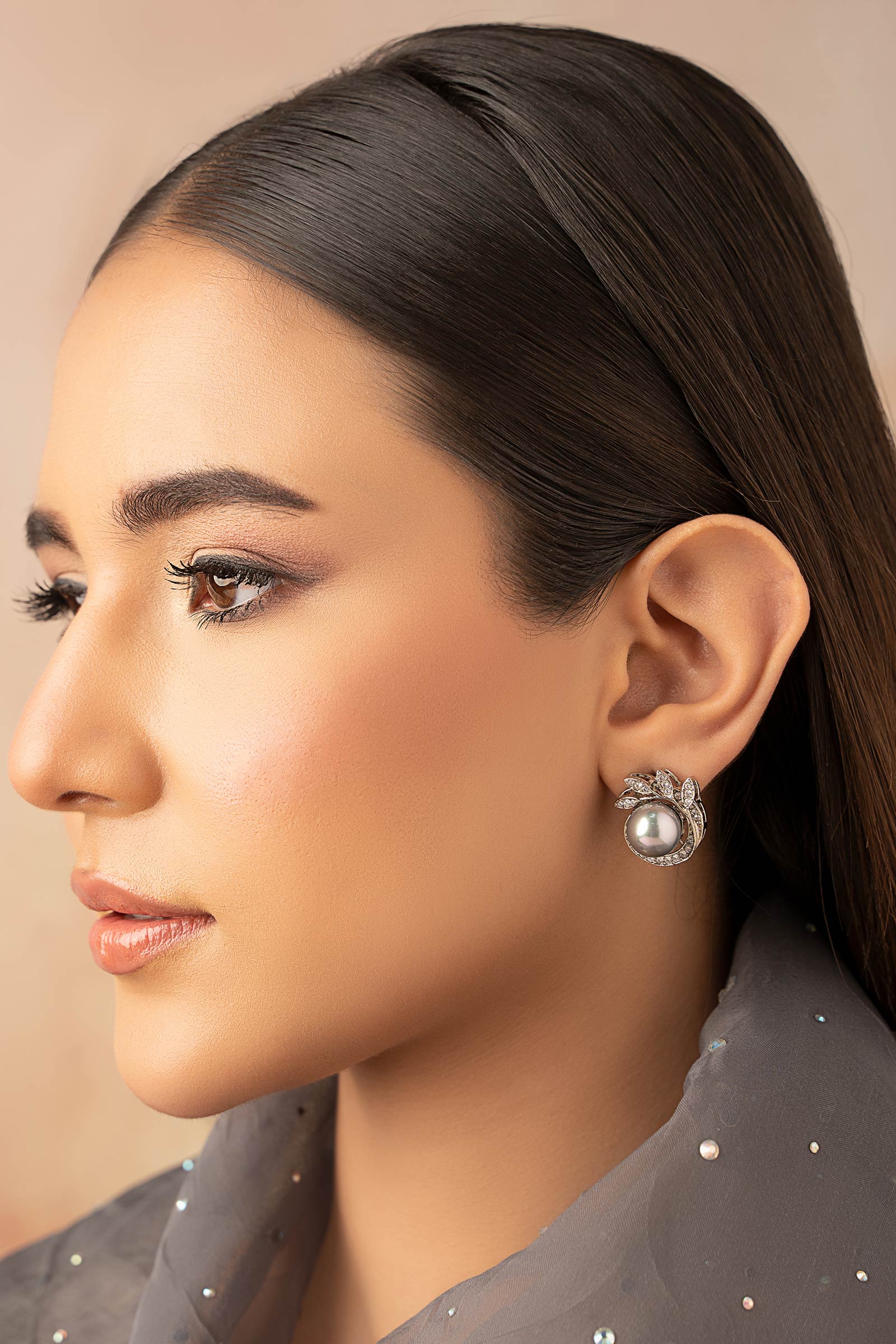 Leaf Studs