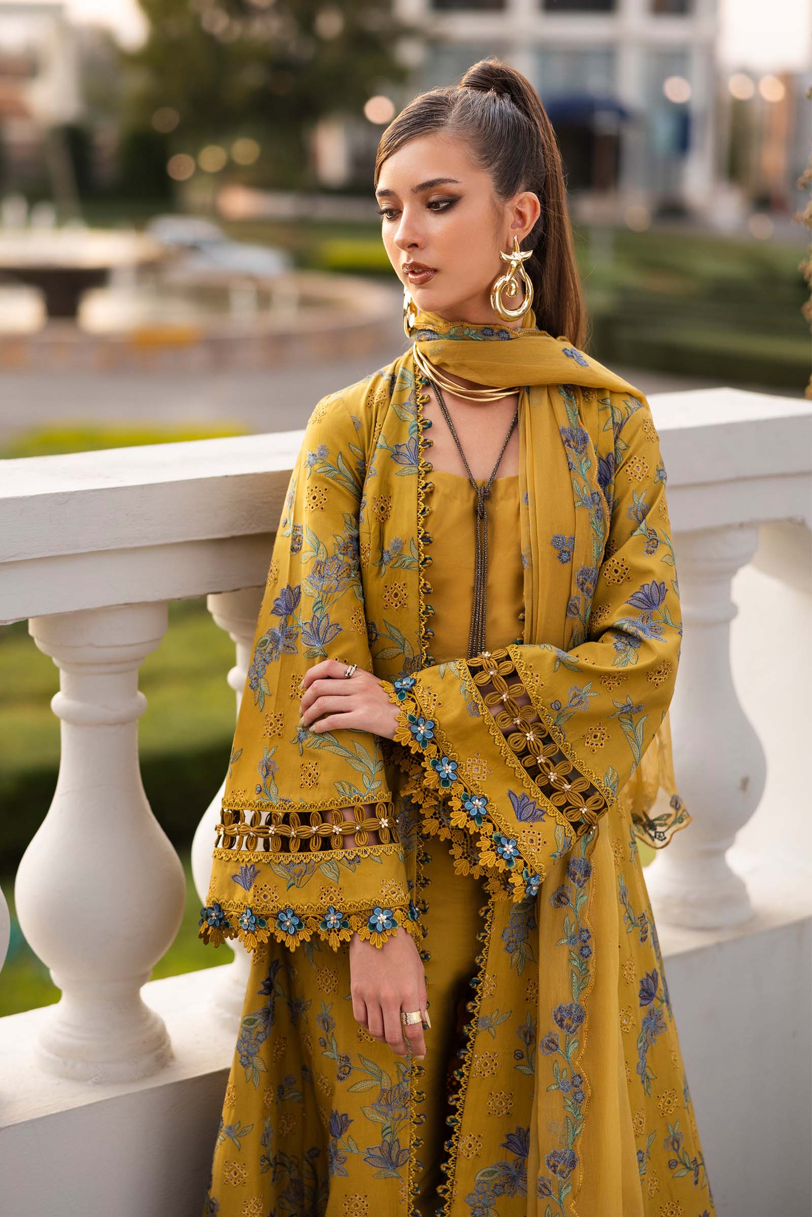 Embroidered Lawn Fabric (2Pcs) - Image 3