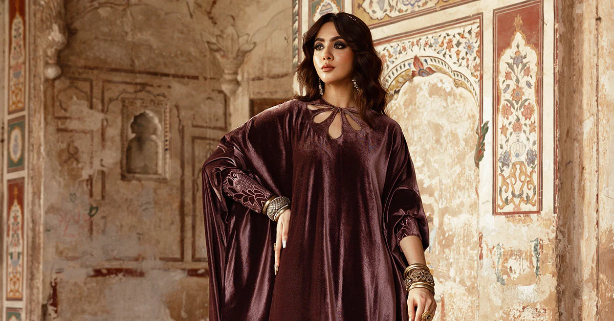 Embroidered Velvet Fabric (1Pc) | LF-CH25-01 - Image 4