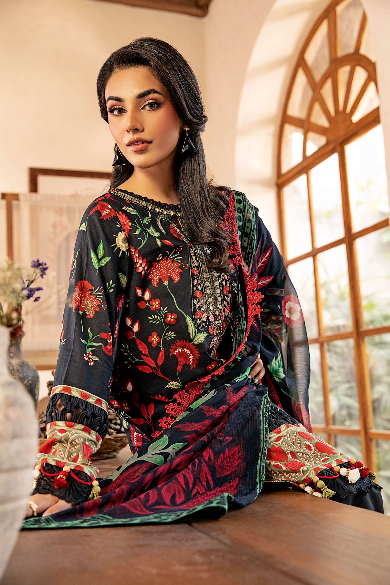 3 Pc Unstitched Embroidered Lawn Suit | MB-CUS25-901A - Image 2