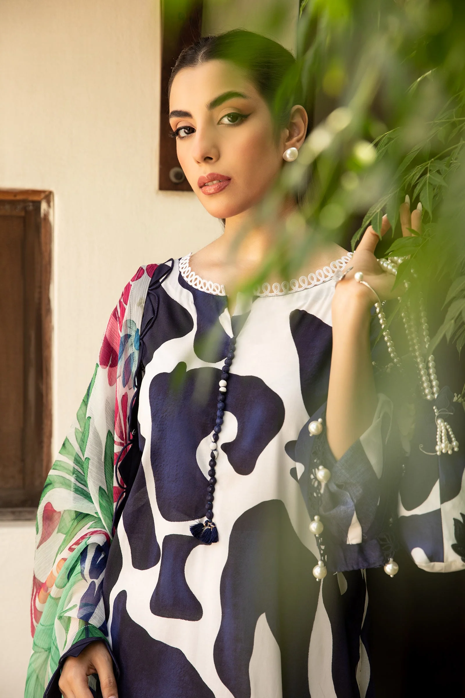 3 Pc Unstitched Embroidered Lawn Suit | MB-CUS25-905B - Image 4