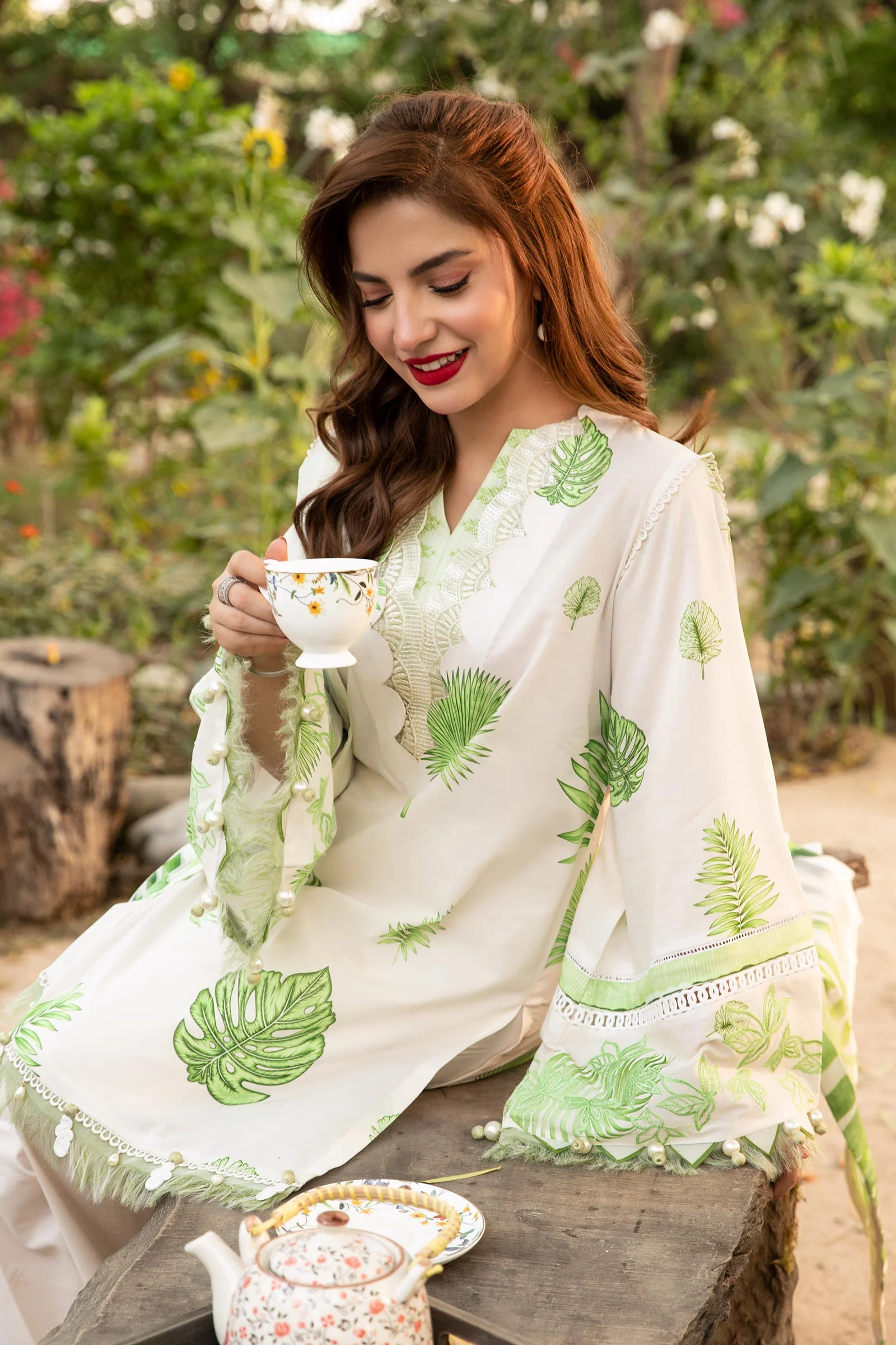 3 Pc Unstitched Embroidered Lawn Suit | MB-CUS25-906B - Image 4