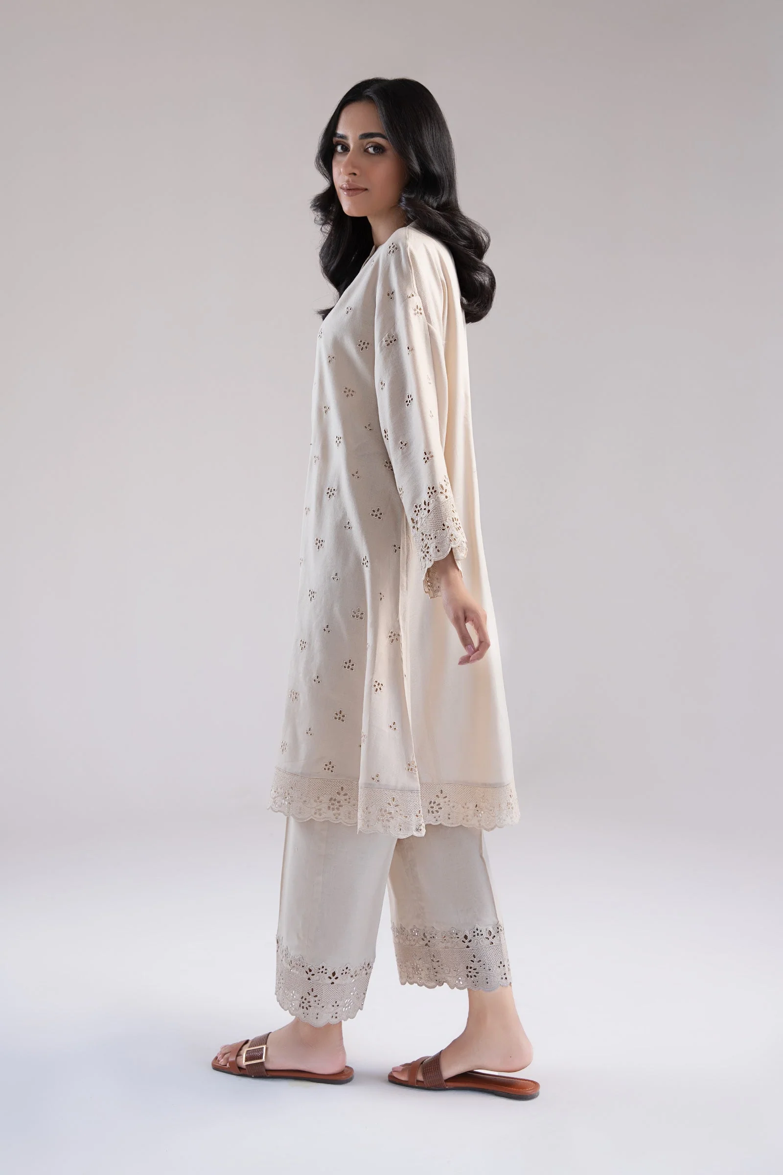Embroidered Dobby Lawn Co-Ord Set - Image 5