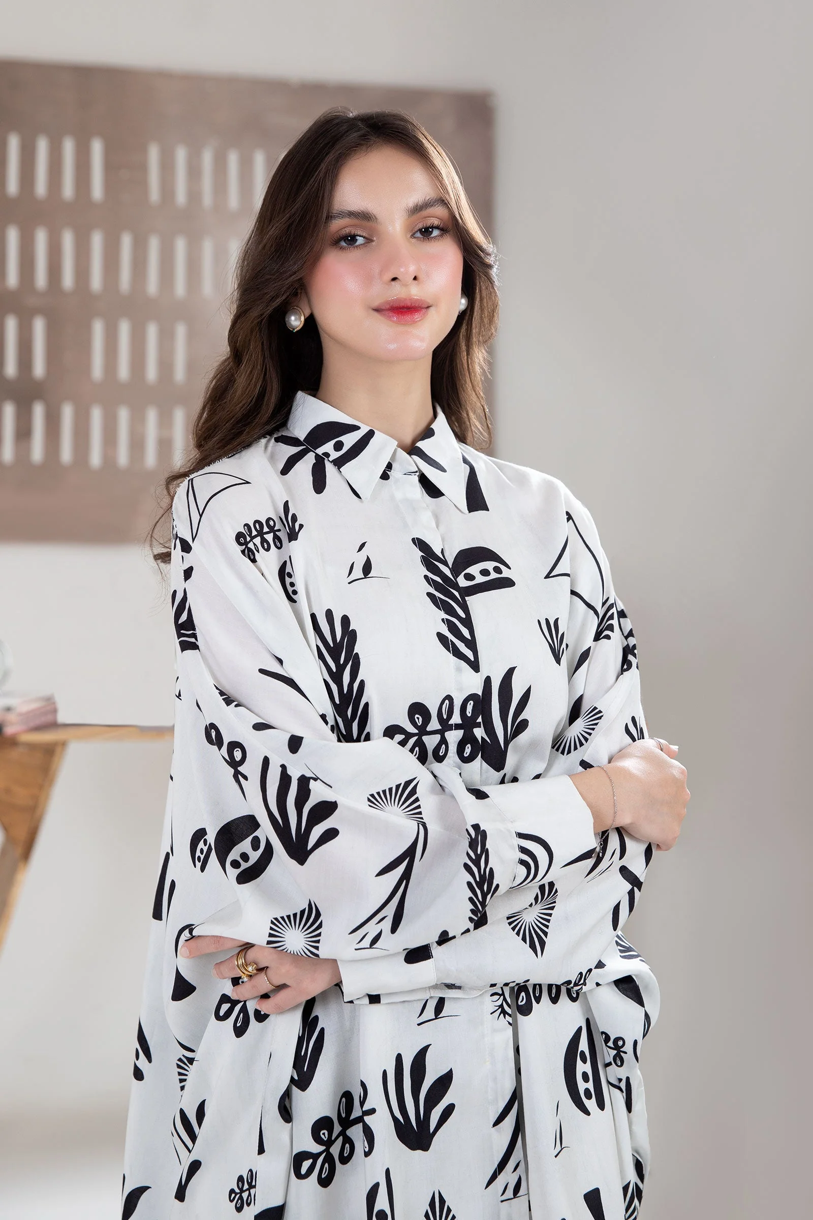 Printed Arabic Lawn Co-Ord Set - Image 8