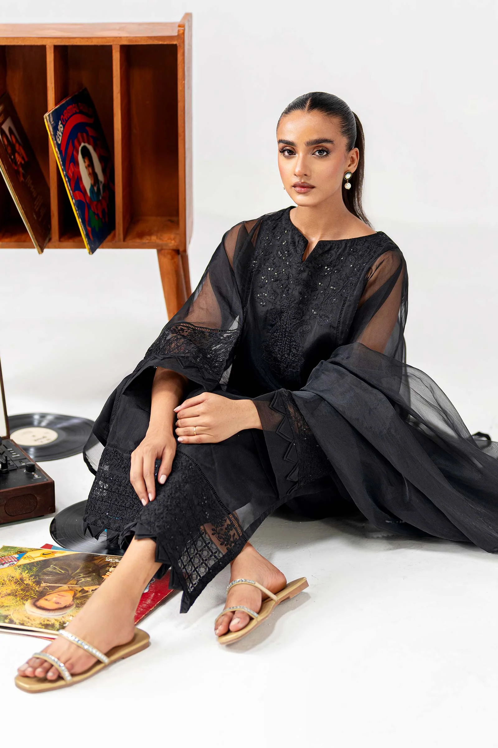 3 Piece Embroidered Organza Suit - Image 3