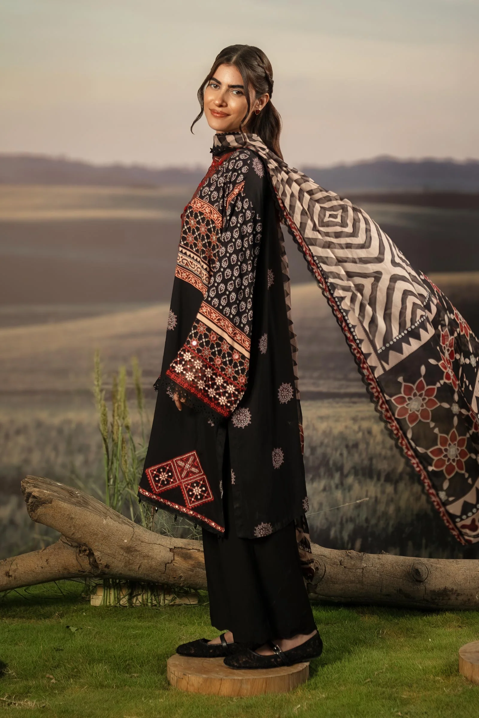 3 Pc Unstitched Embroidered Arabic Lawn Suit | MB-PFUS25-09A - Image 6