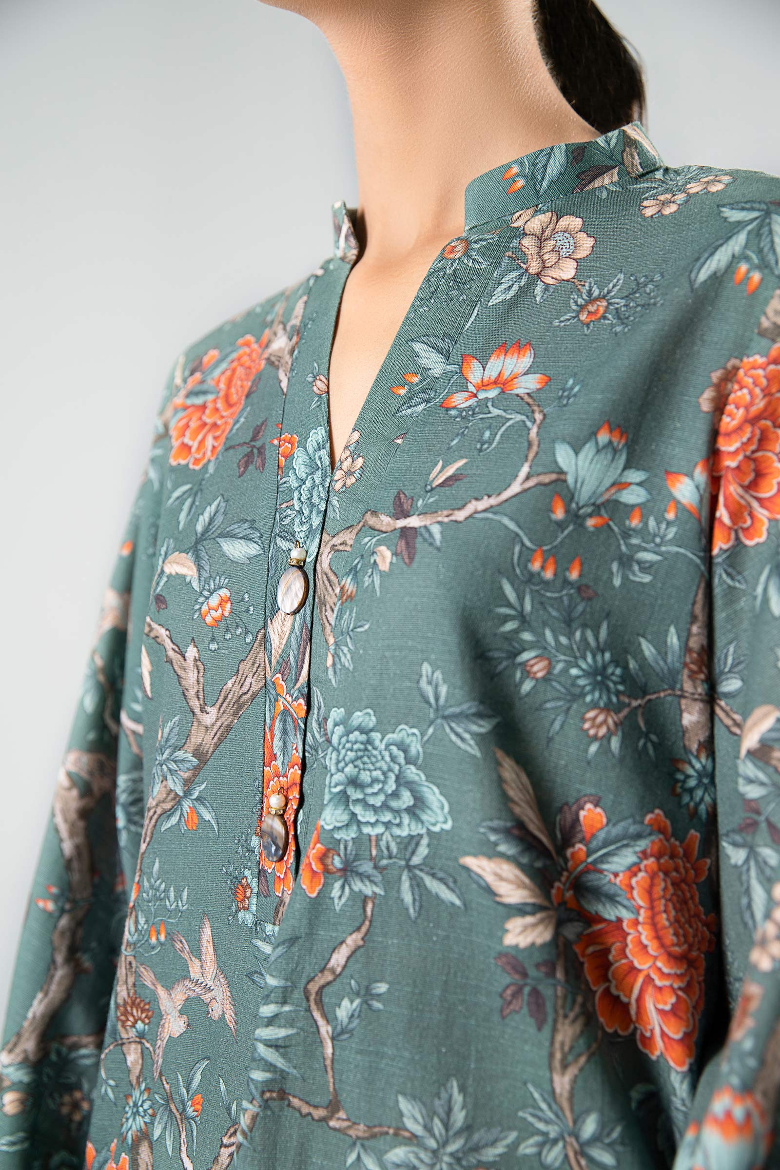 2 Pc Printed Khaddar Suit - Image 5
