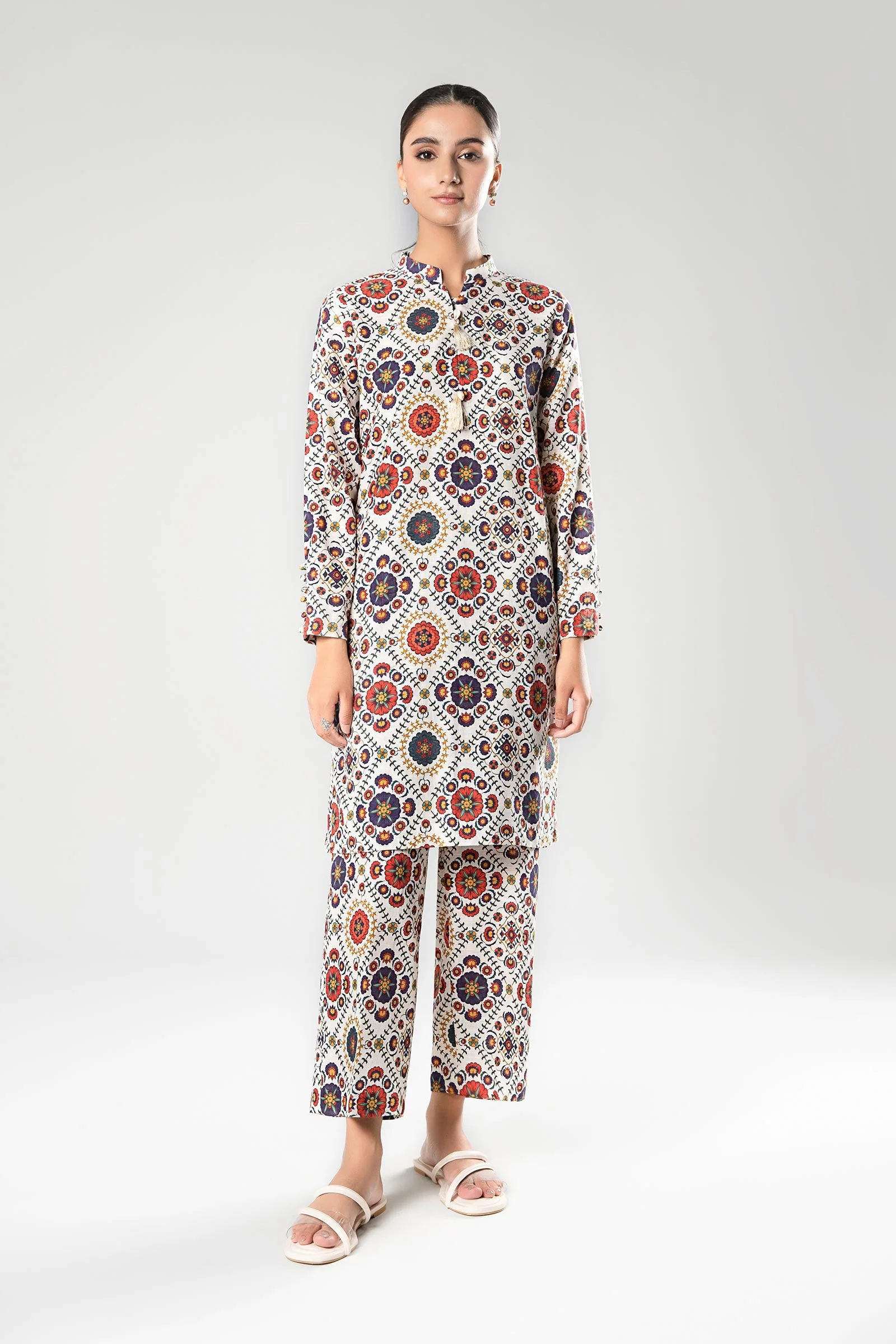 2 Pc Printed Khaddar Suit