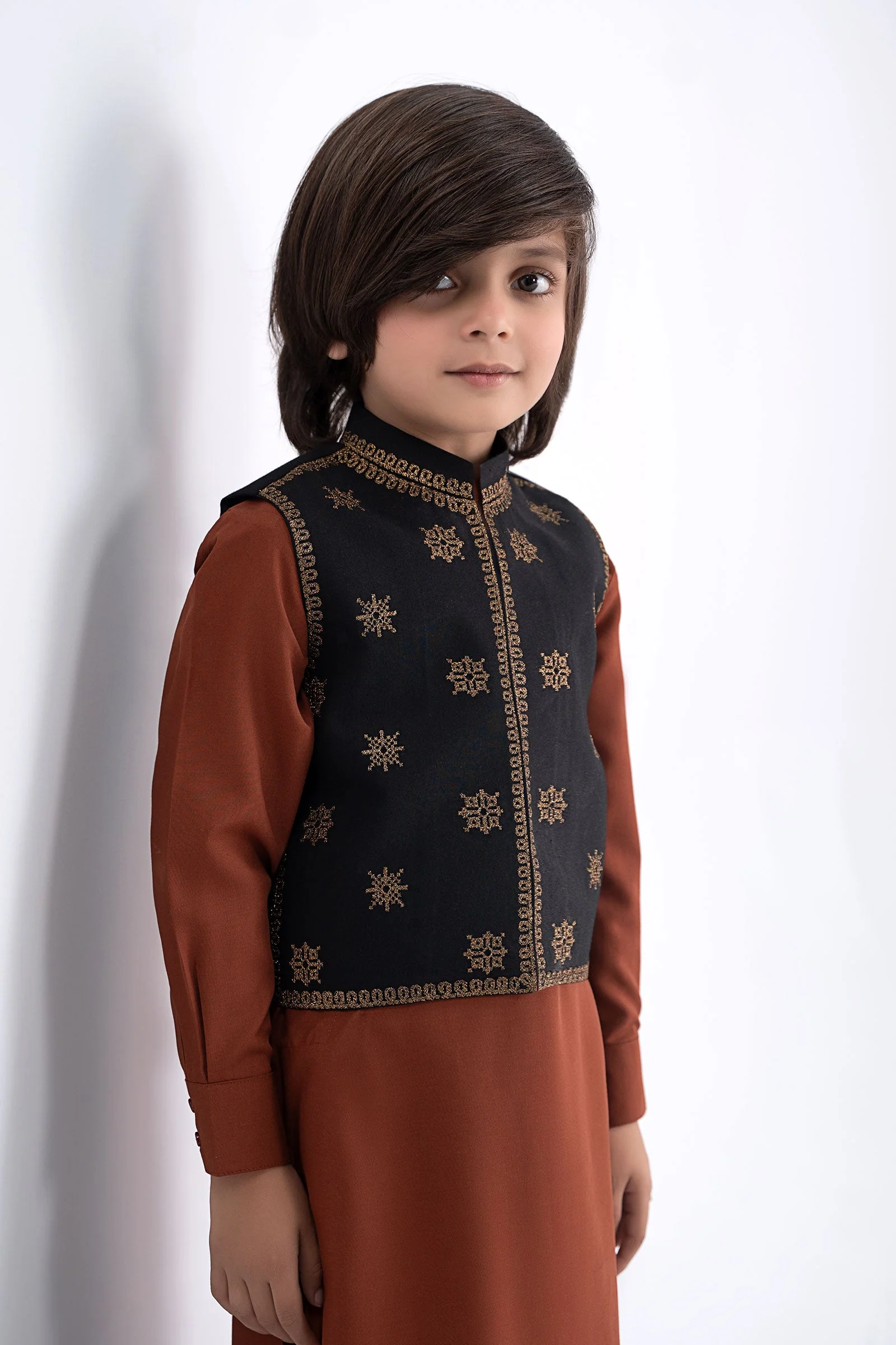 3 Piece Embroidered Blended Suit - Image 2