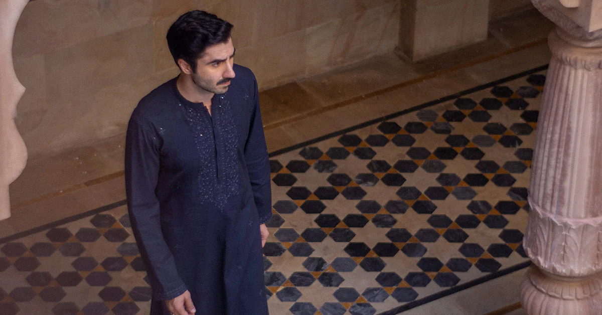 2 Piece Blended Khaddar Suit - Image 5