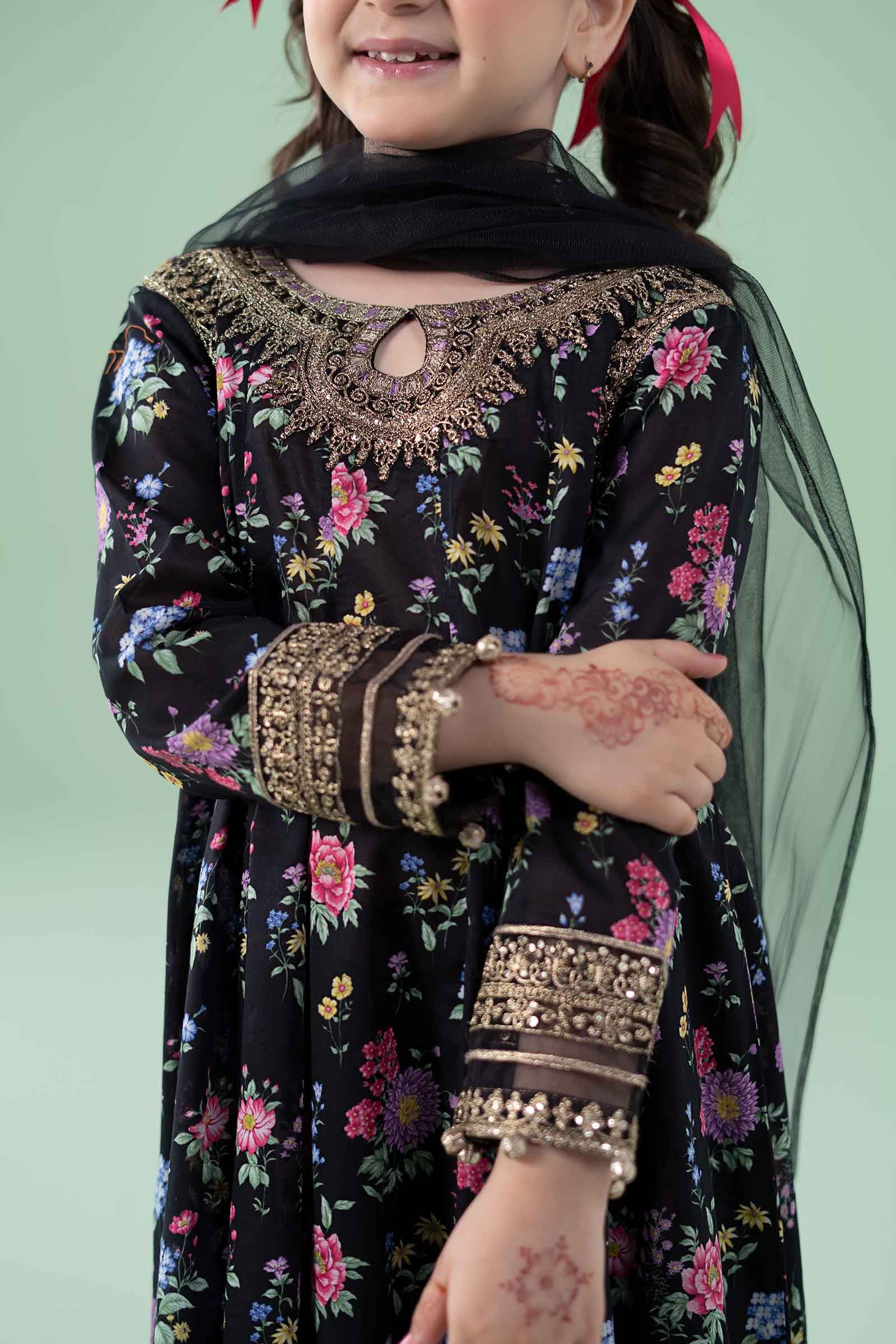 3 Piece Embroidered Lawn Suit - Image 5