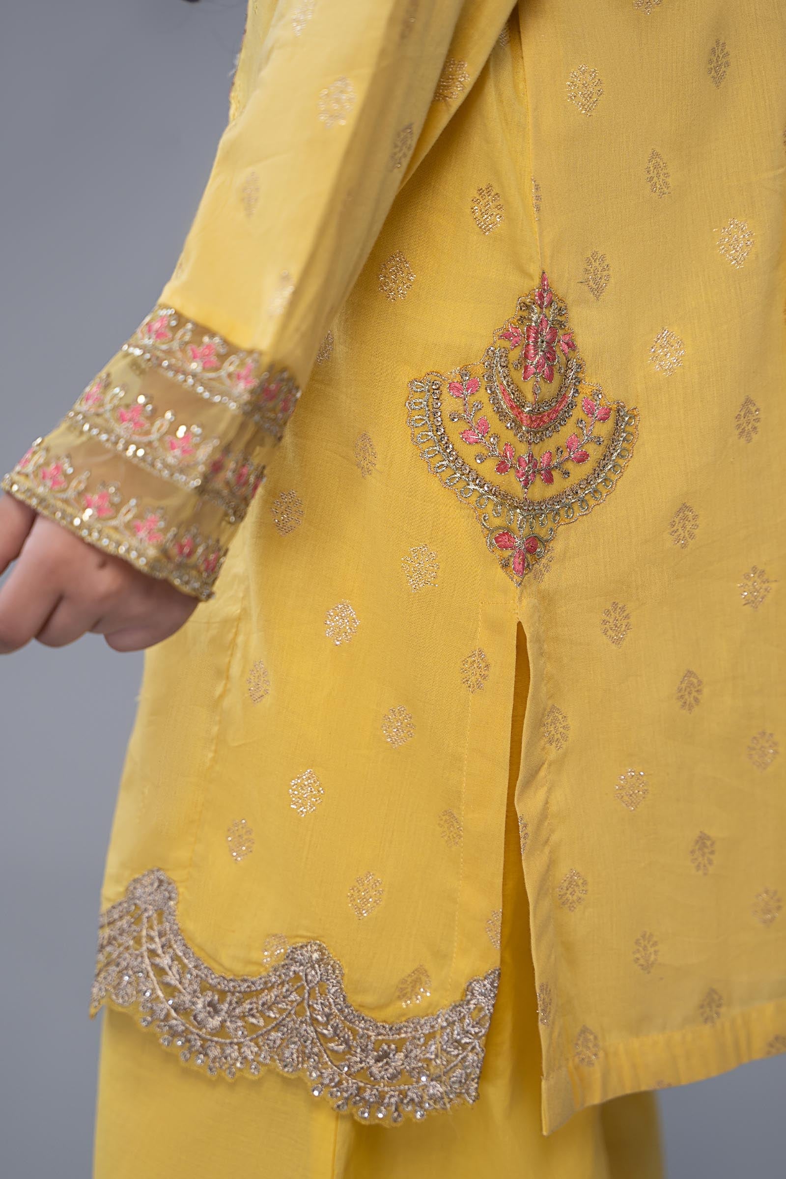 Suit Yellow MKD-EF23-07 - Image 4