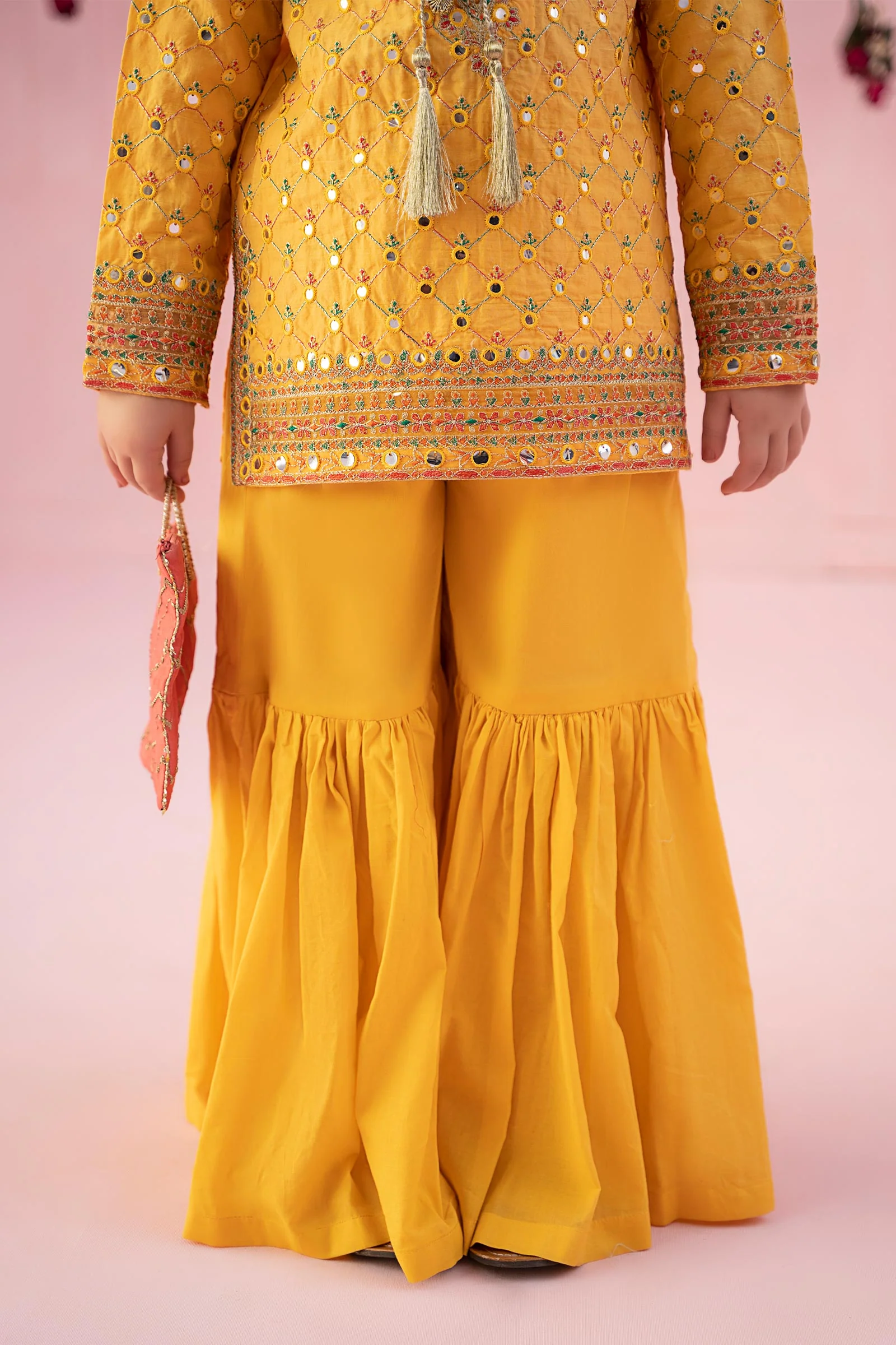 3 Piece Embroidered Lawn Suit - Image 3