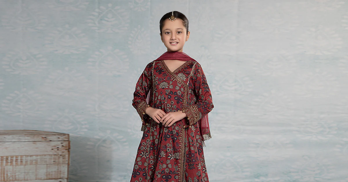 3 Piece Embroidered Lawn Suit - Image 12