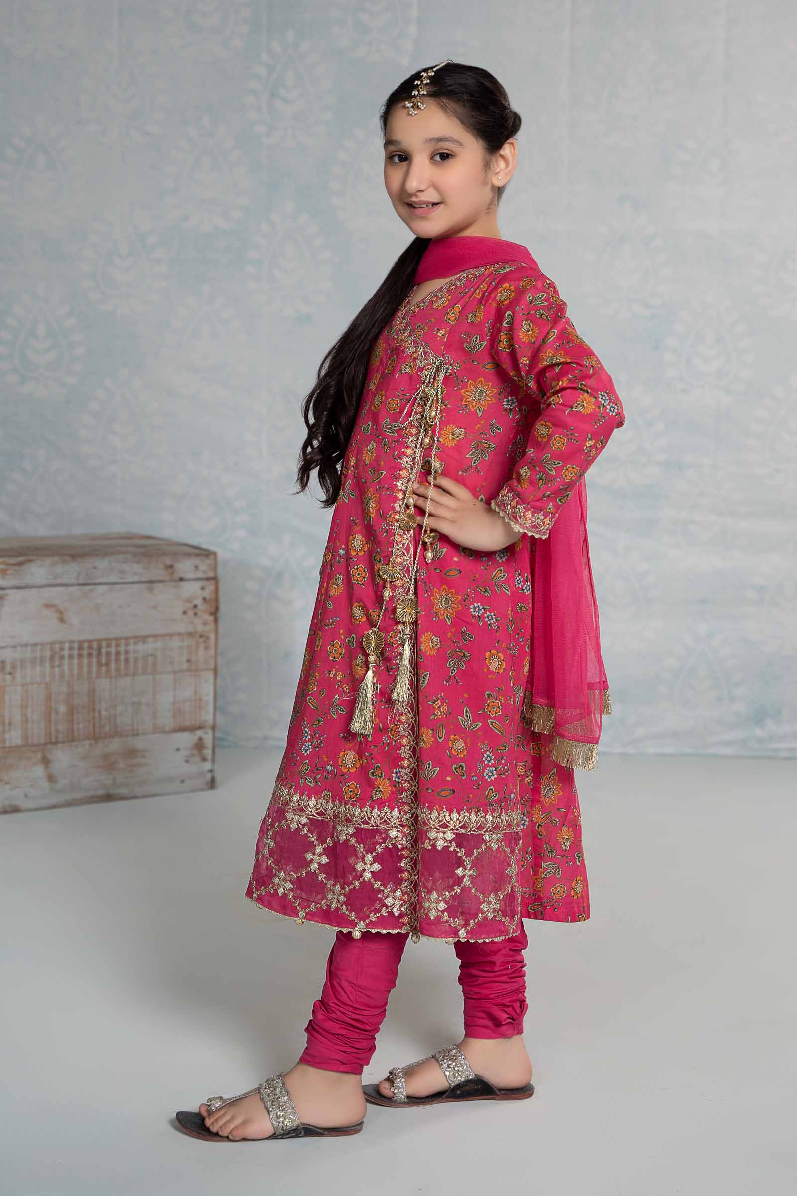 3 Piece Embroidered Lawn Suit - Image 8