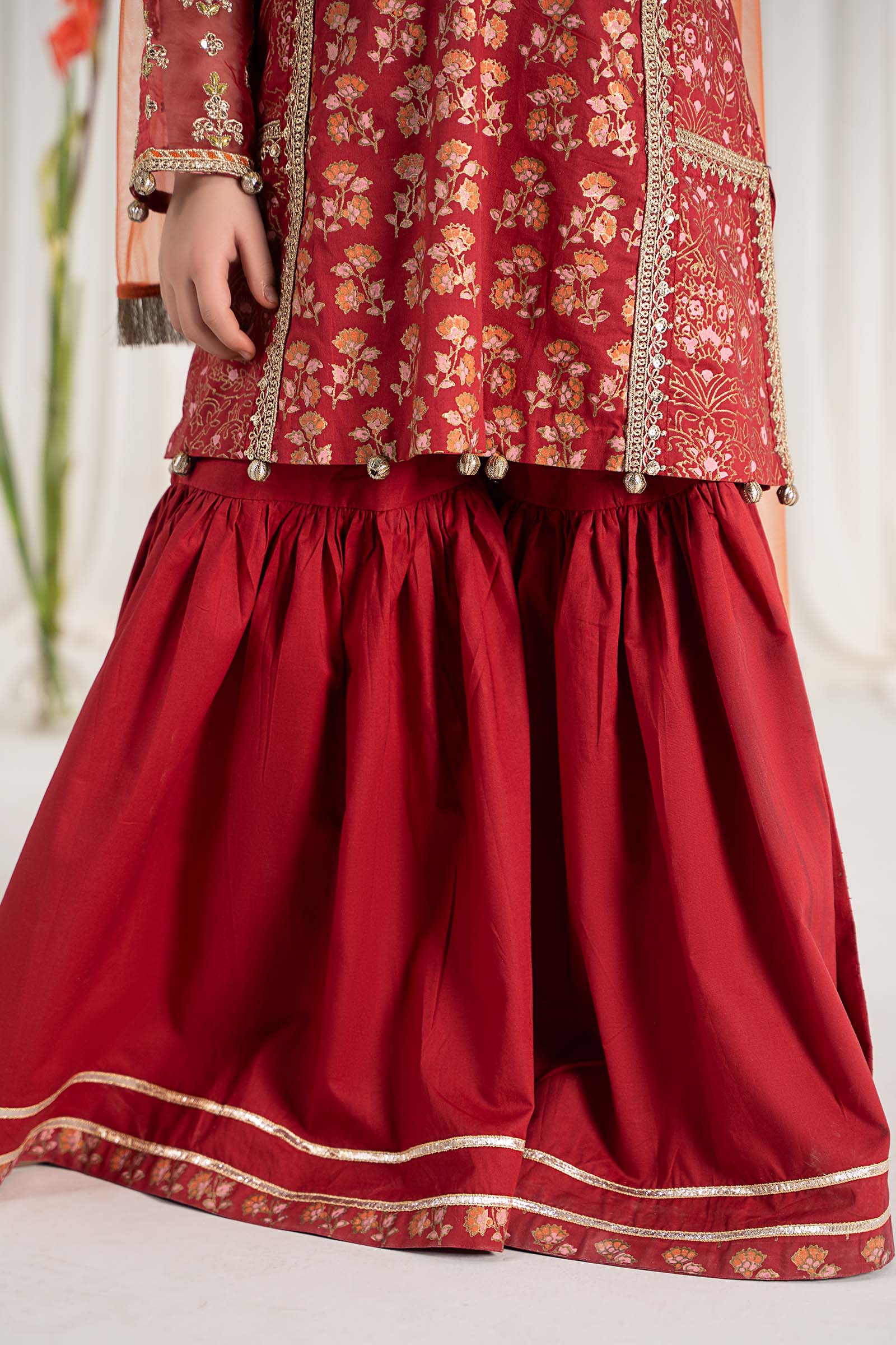 3 Piece Embroidered Lawn Suit - Image 4