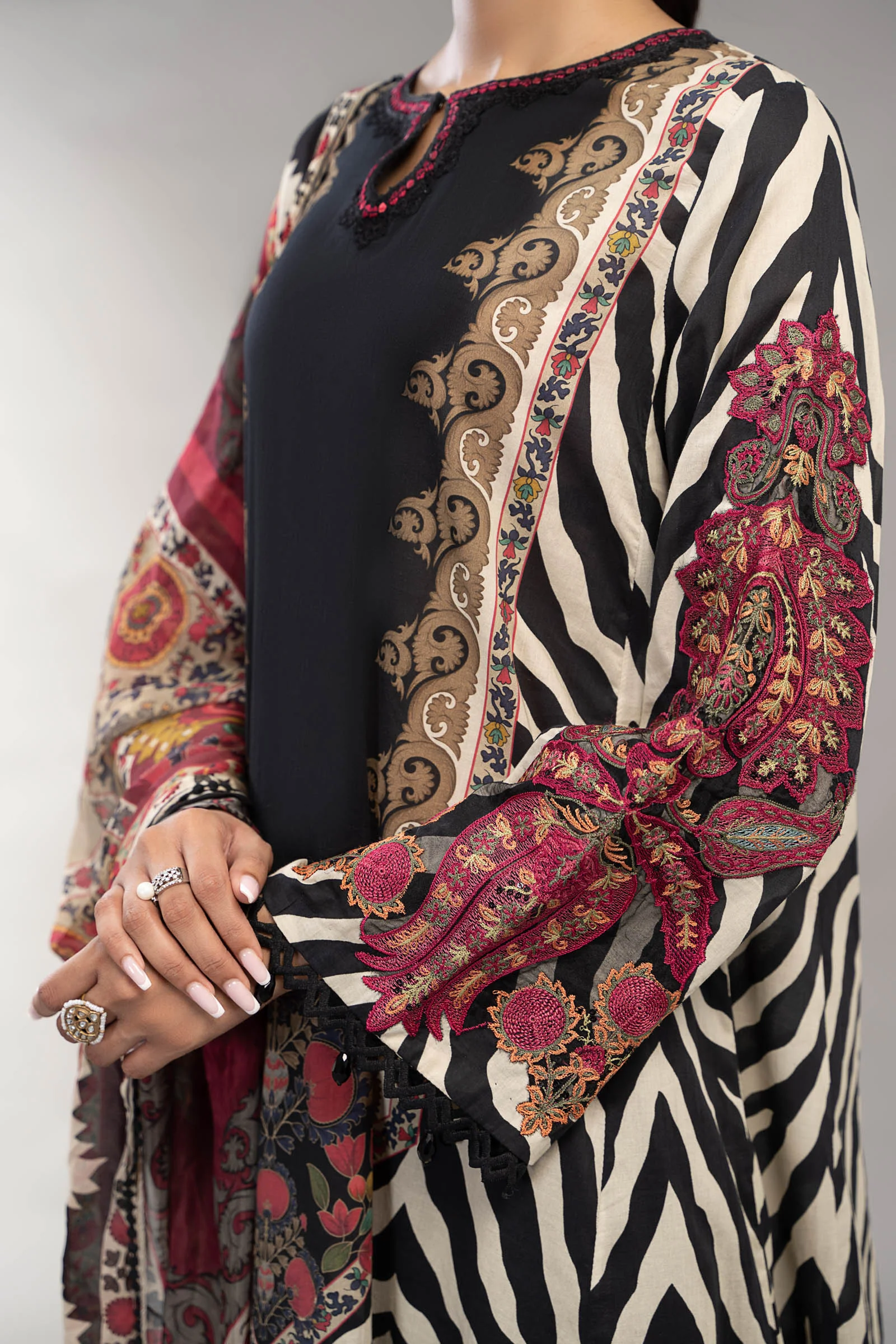 Suit MPS-1804-A - Image 3