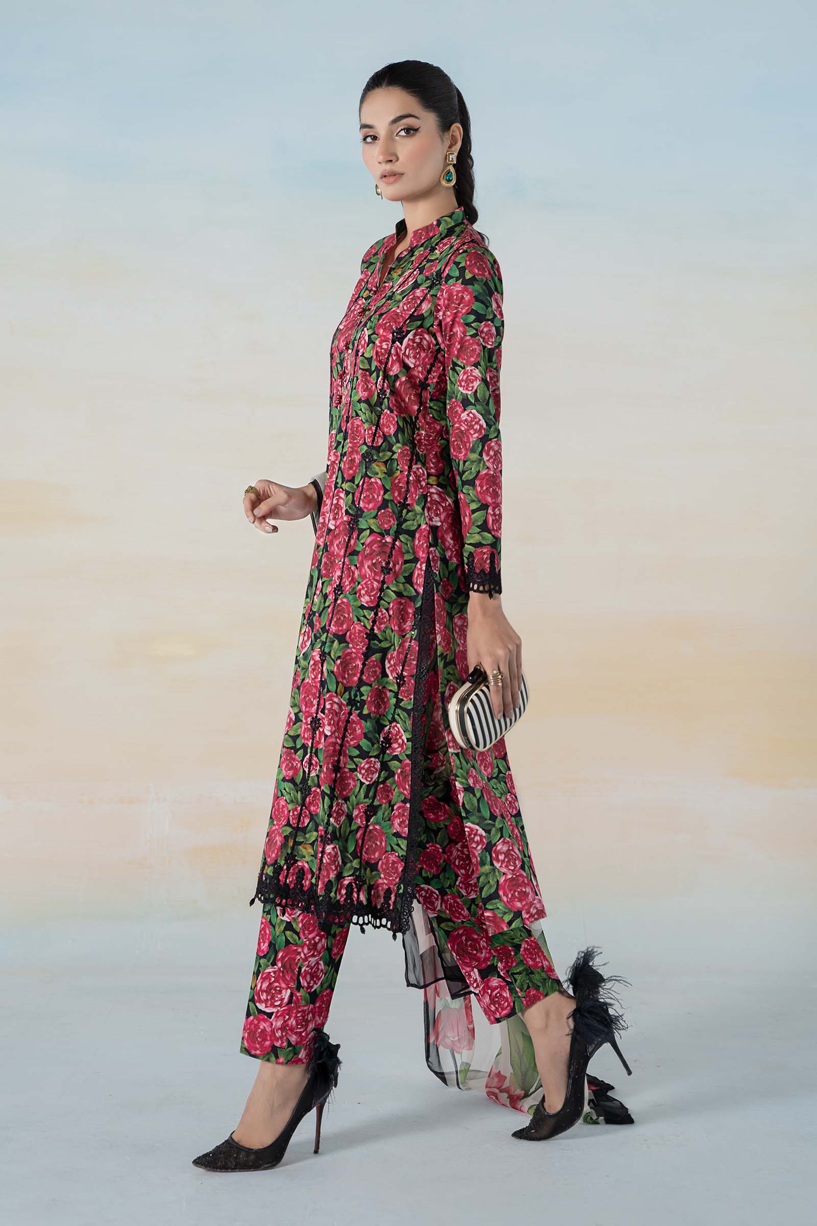 3 PIECE PRINTED LAWN SUIT - Image 6