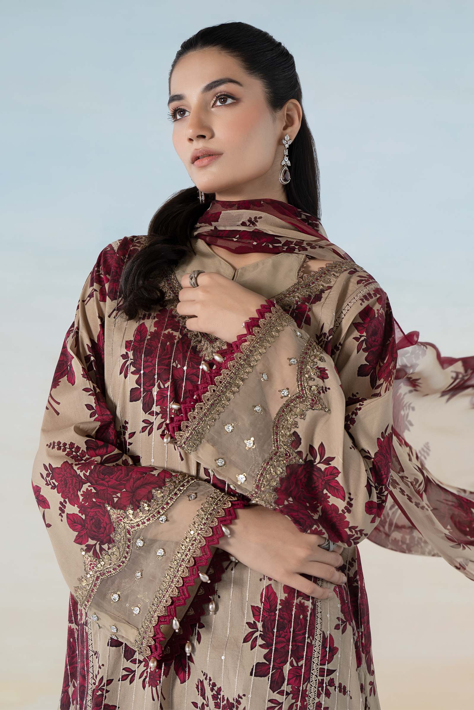 3 PIECE PRINTED LAWN SUIT - Image 2