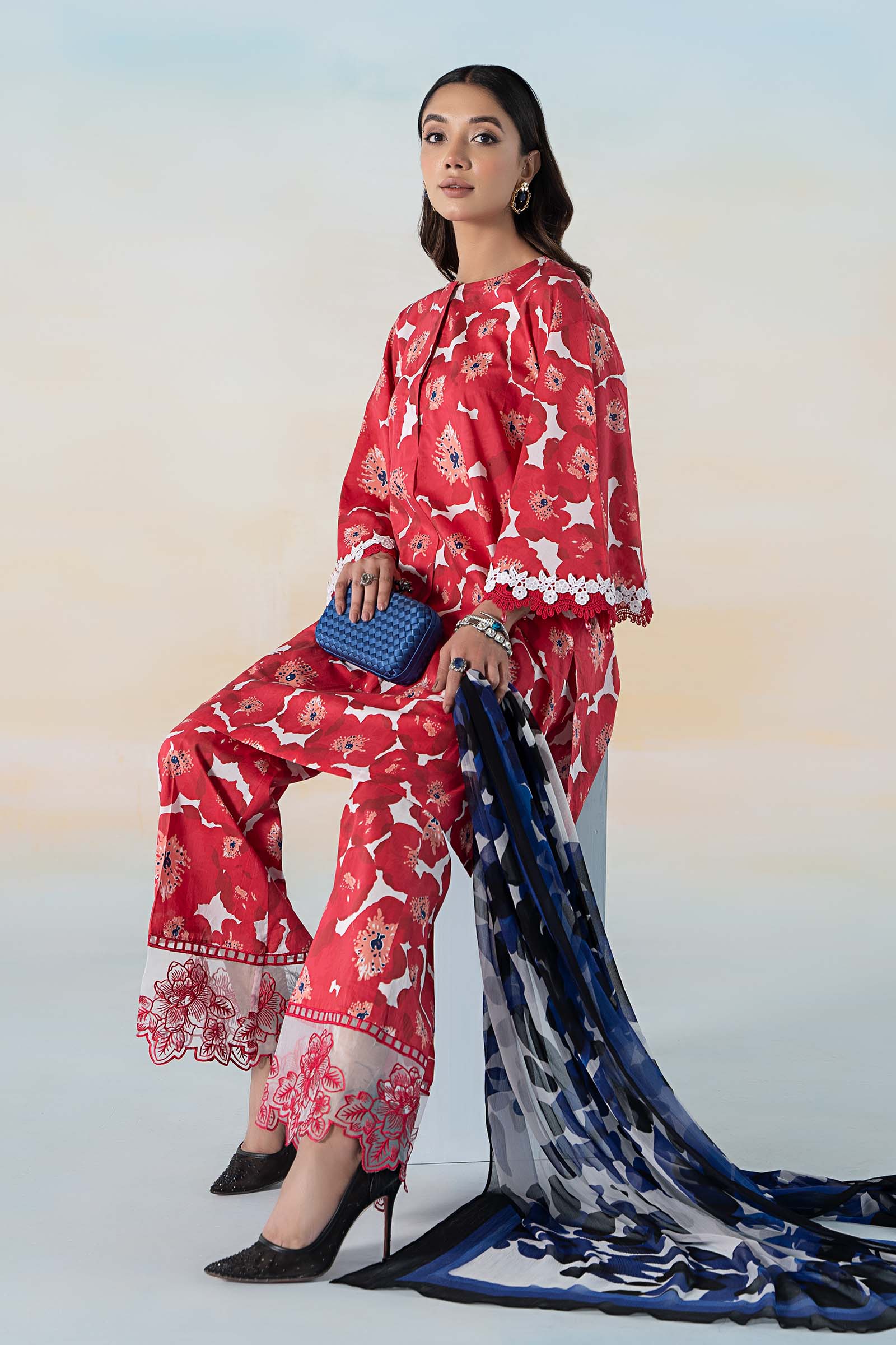 3 PIECE PRINTED LAWN SUIT - Image 3