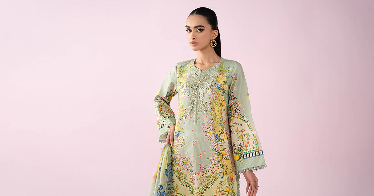 3 Piece Embroidered Lawn Suit - Image 9
