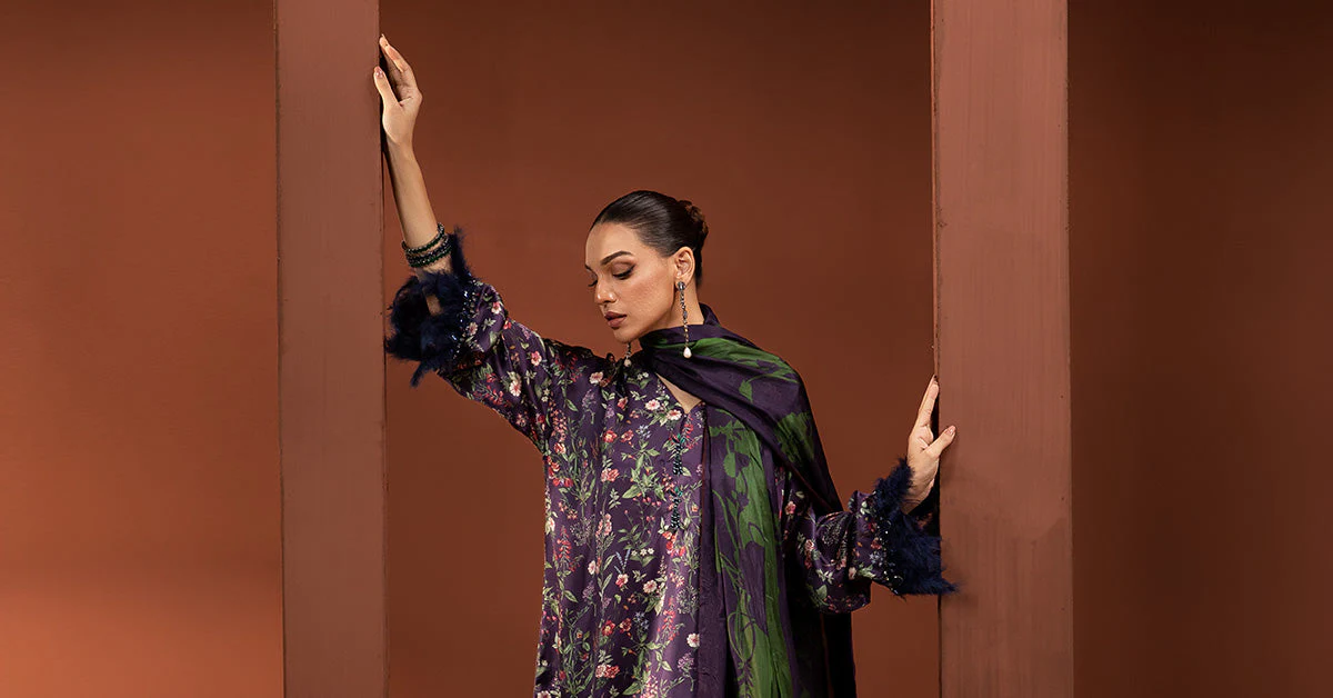 3 Piece Printed Pure Charmeuse Silk Suit - Image 8
