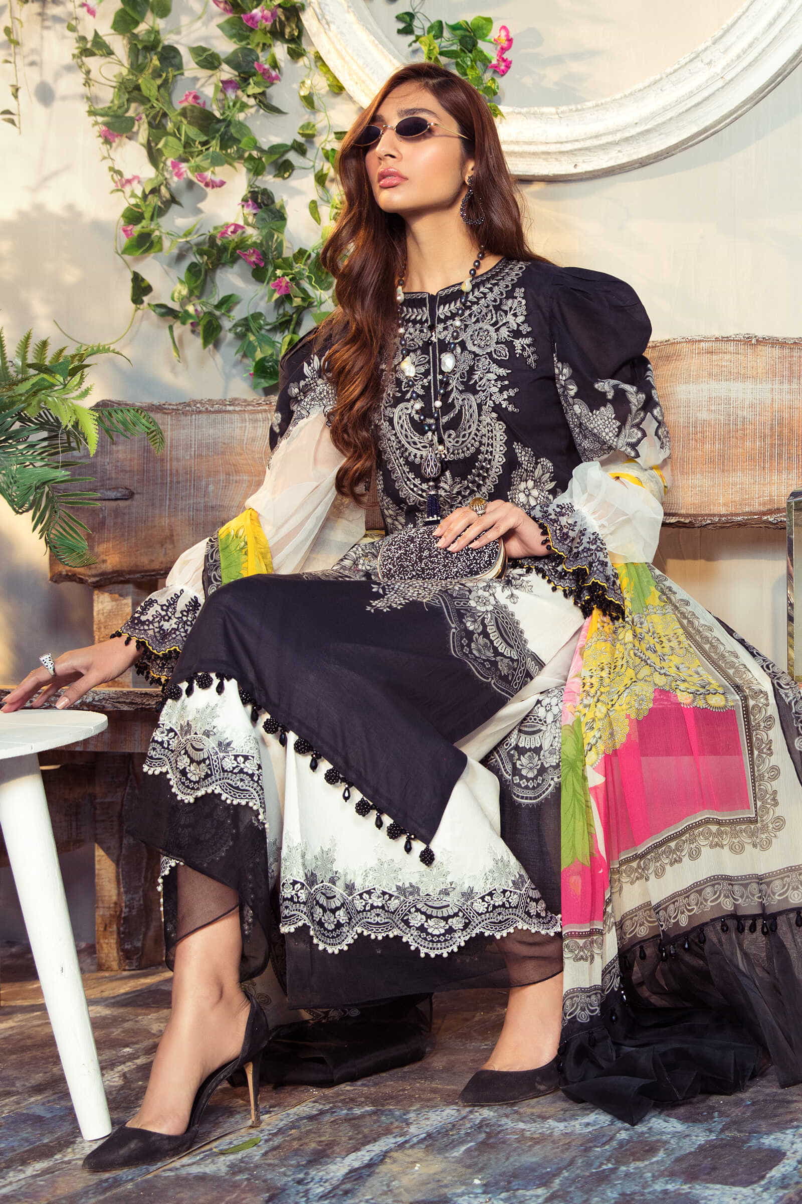 Unstitched Fabrics/M.Prints MPT-1002-B - Image 2