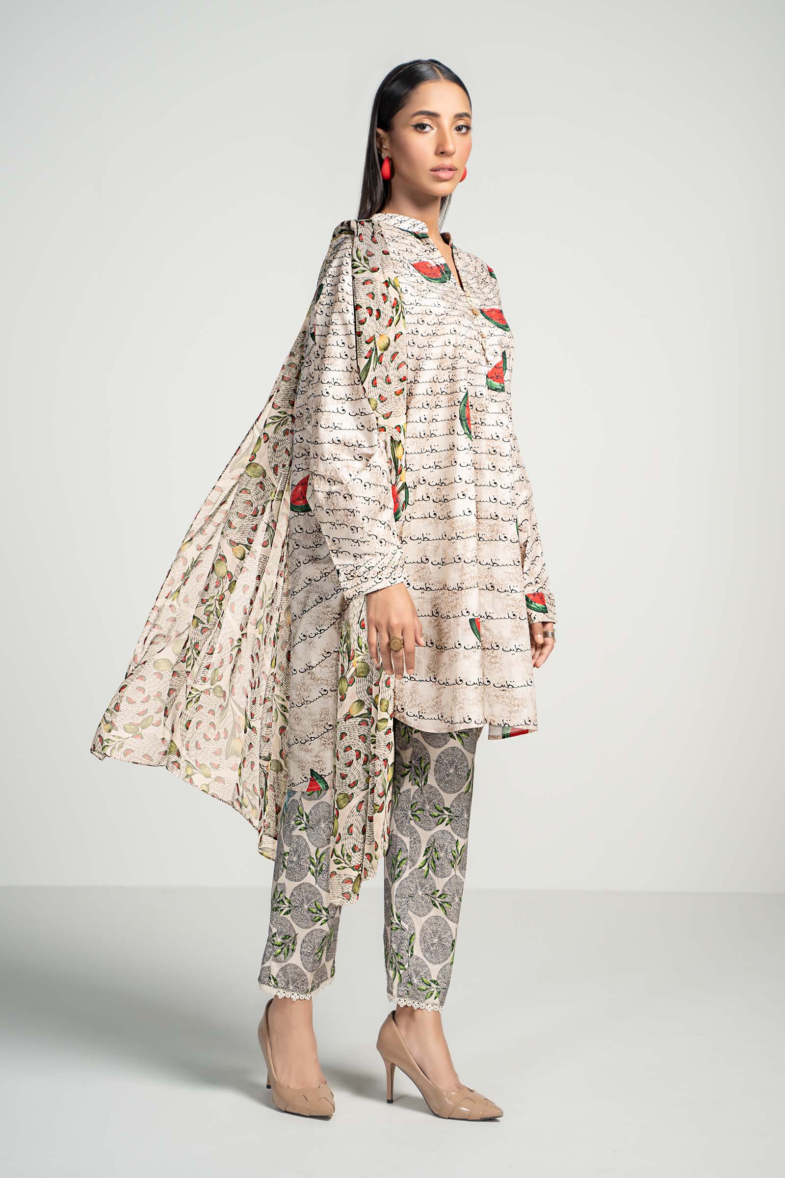 3 Piece Printed Lawn Suit - Image 3