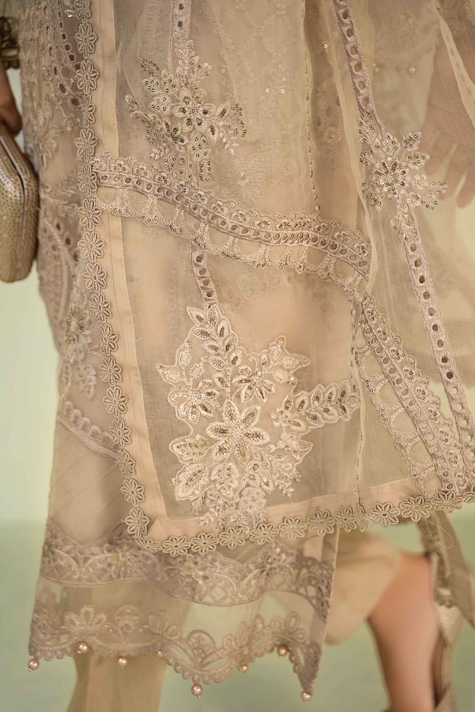 3 Piece Embroidered Chiffon Suit - Image 5