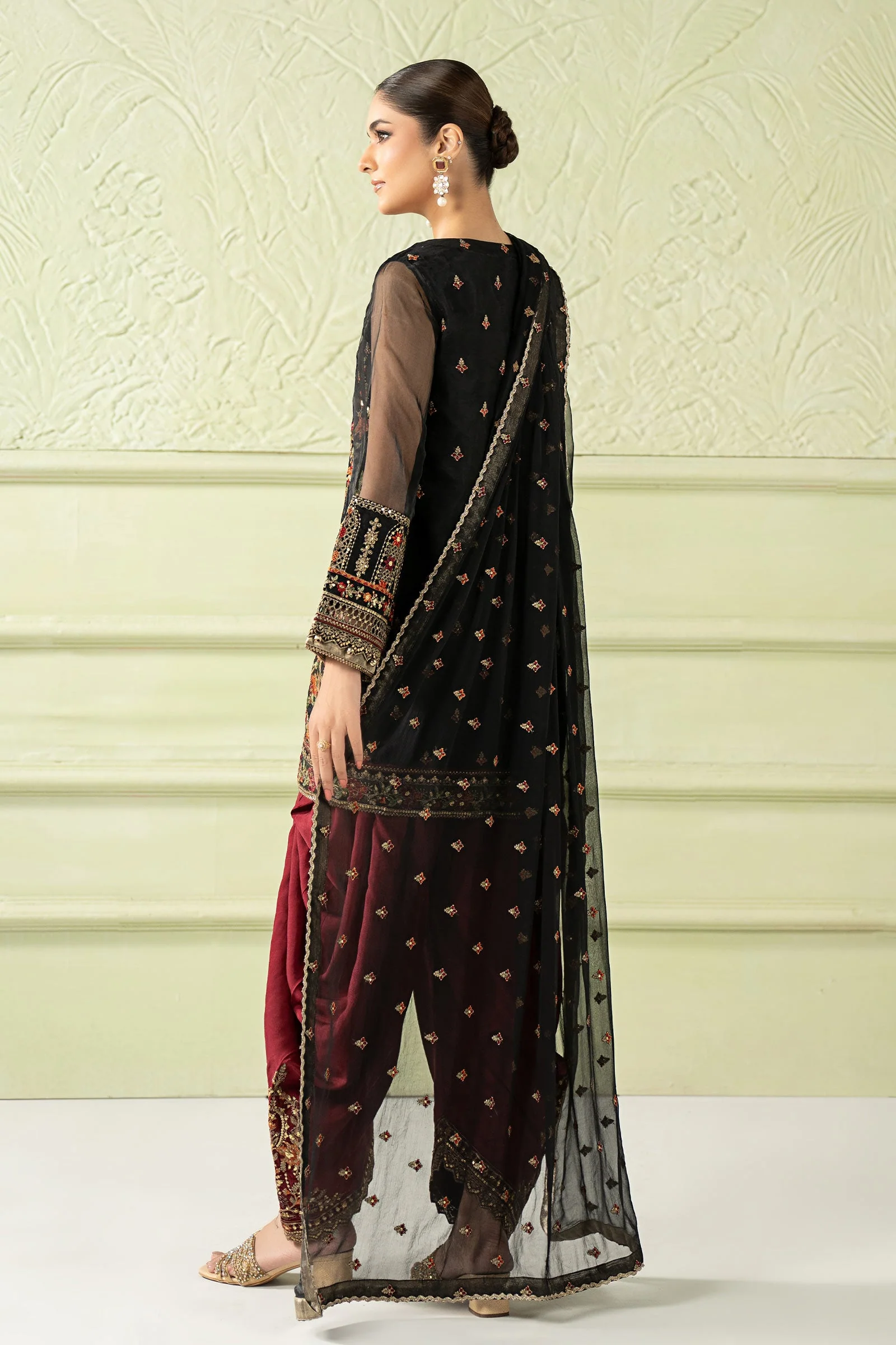 3 Piece Embroidered Organza Suit - Image 9